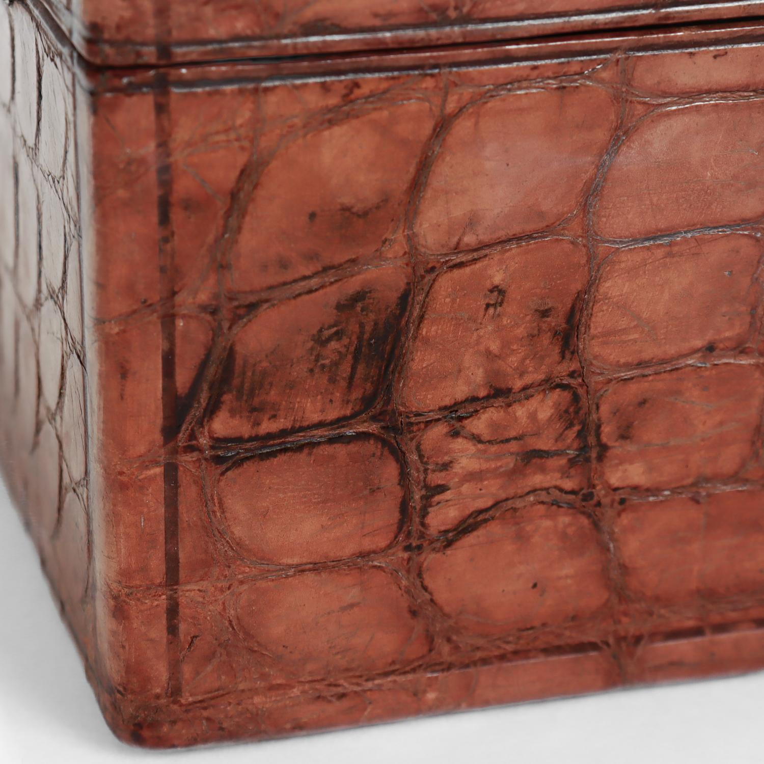 Antigua caja de mesa inglesa victoriana de cuero y plata de ley en venta 13