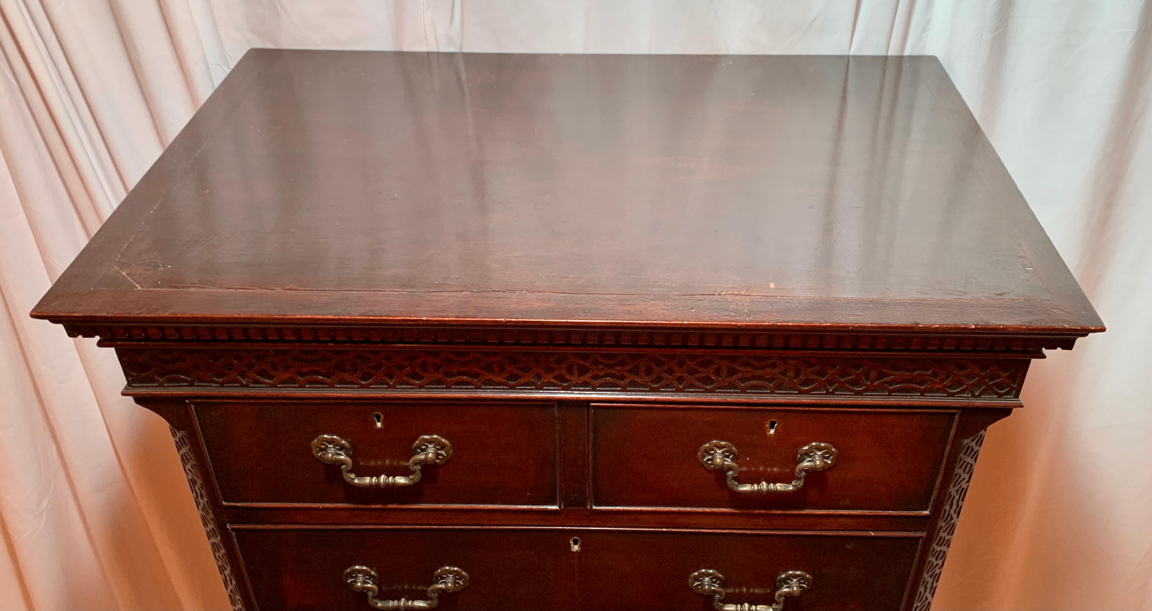 19th Century Antique English Victorian Mahogany Chest on Chest, Circa 1880 For Sale