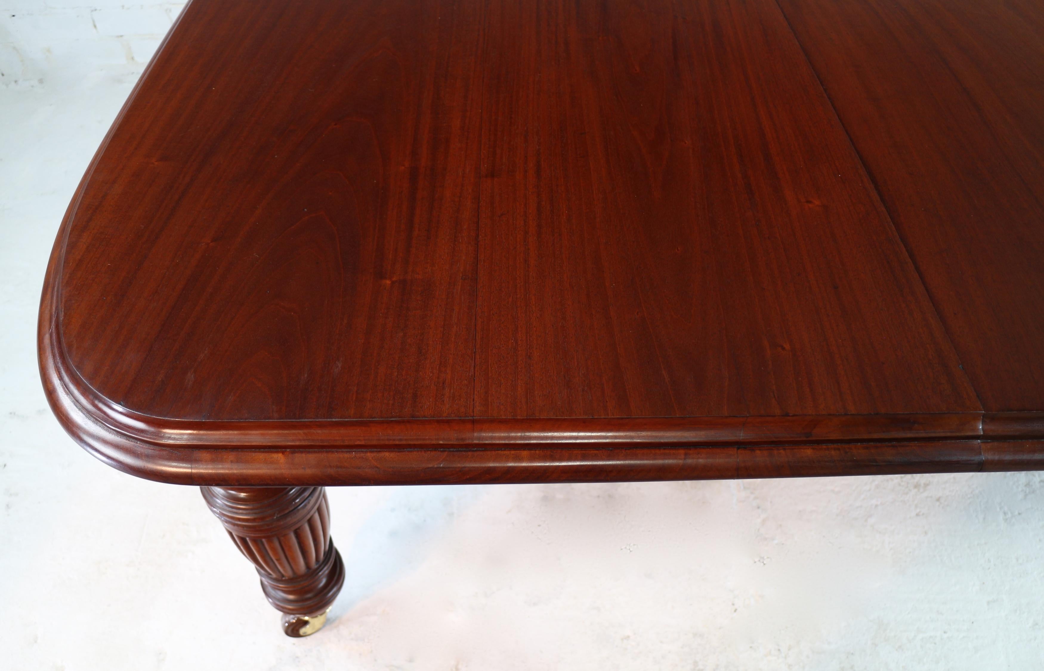 Brass Antique English Victorian Mahogany Extending Dining Table & 3 Leaves, Seats 12 For Sale