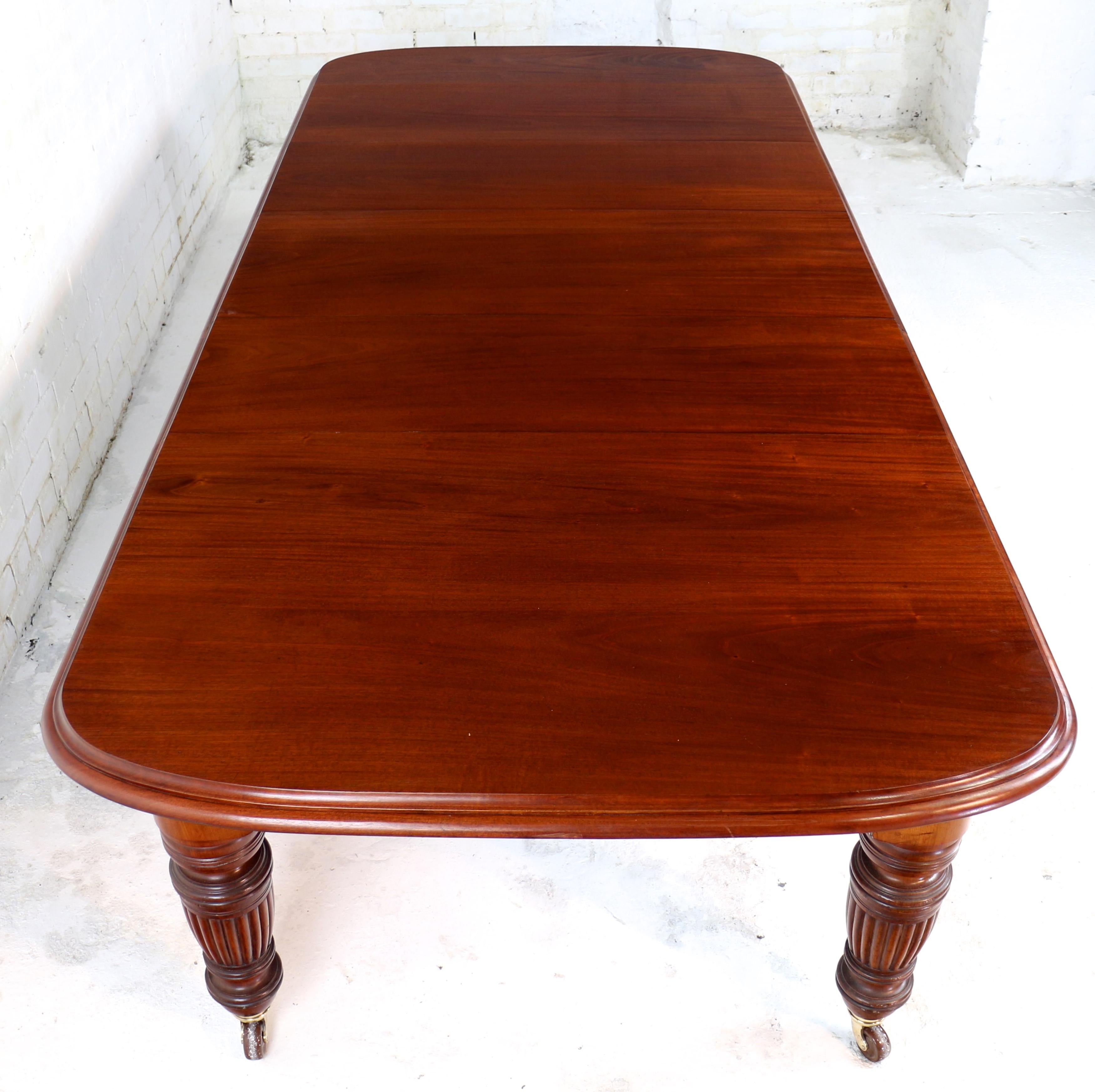 table anglaise victorienne