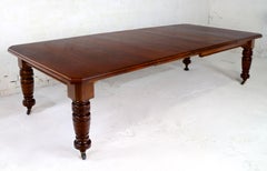 Antique English Victorian Mahogany Extending Dining Table with Three Leaves