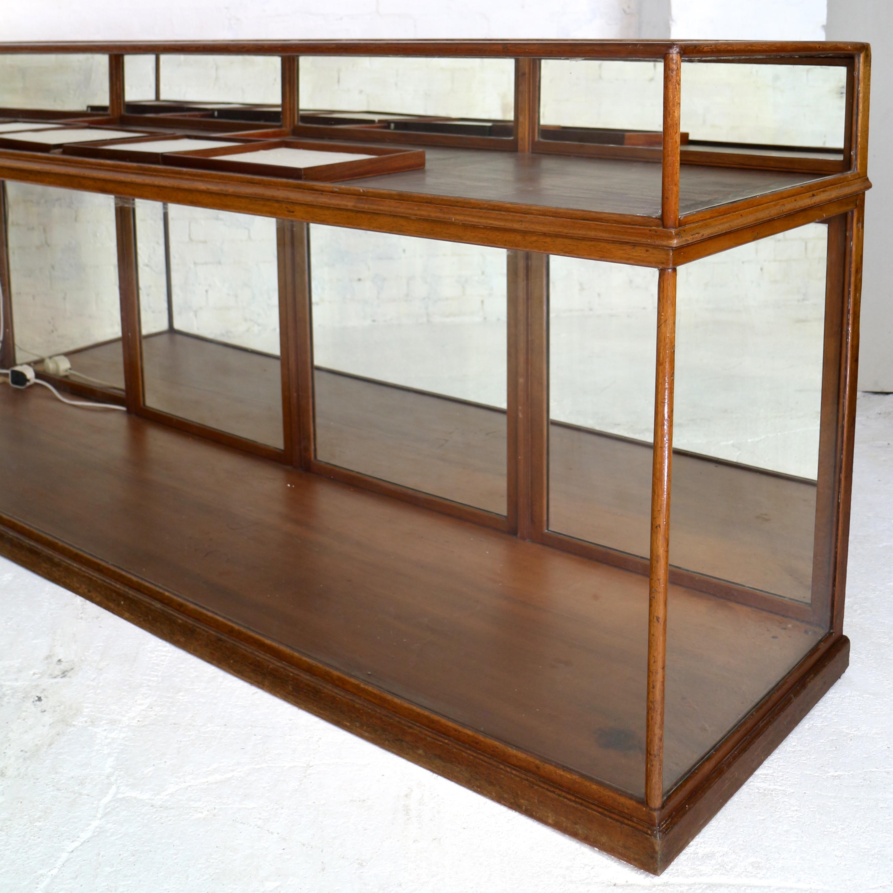Antique English Victorian Mahogany Jewellery Display Shop Cabinet In Fair Condition In Glasgow, GB