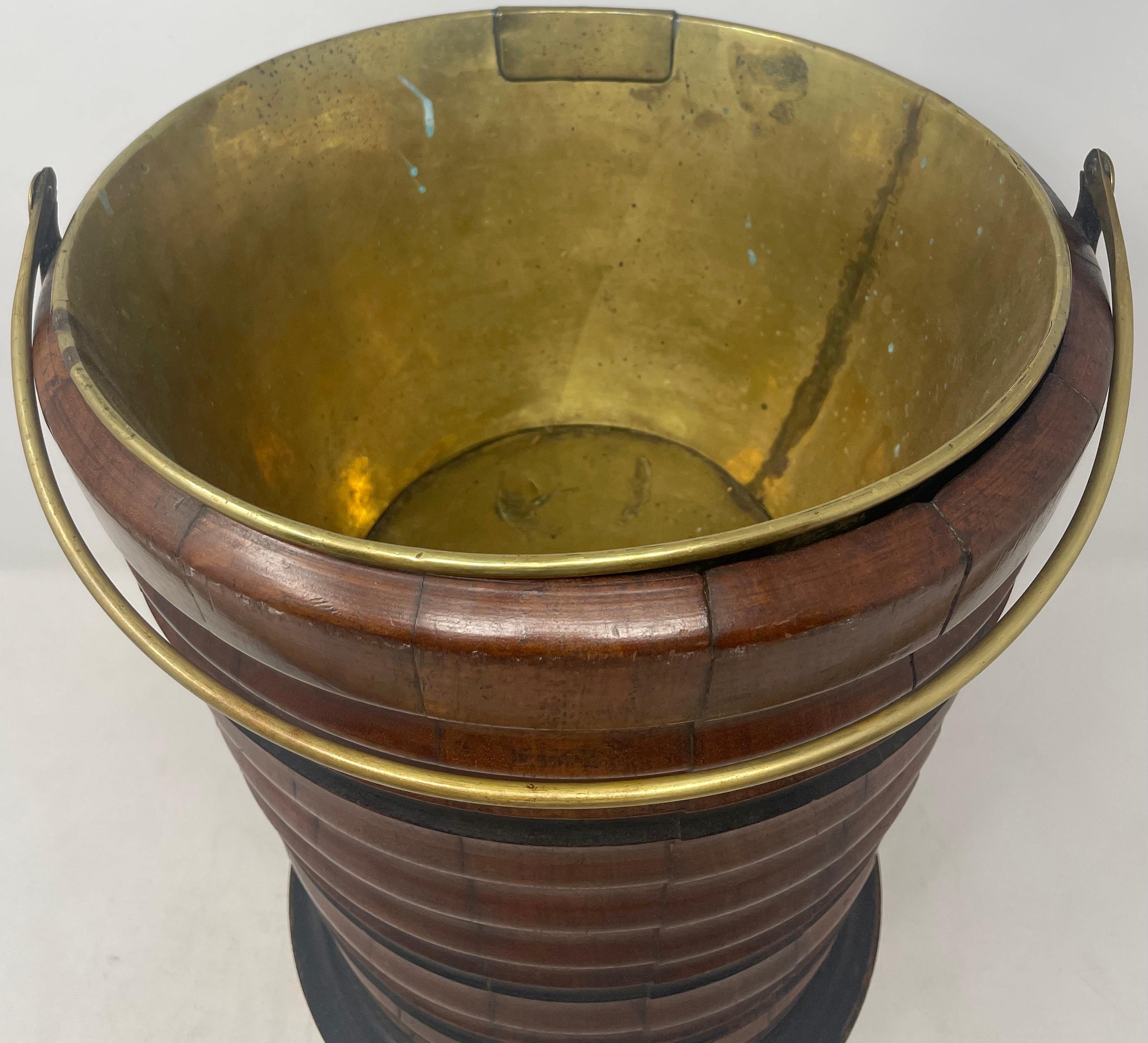 Antique English Victorian Mahogany Peat Bucket with Brass Liner, Circa 1840-1860 In Good Condition For Sale In New Orleans, LA