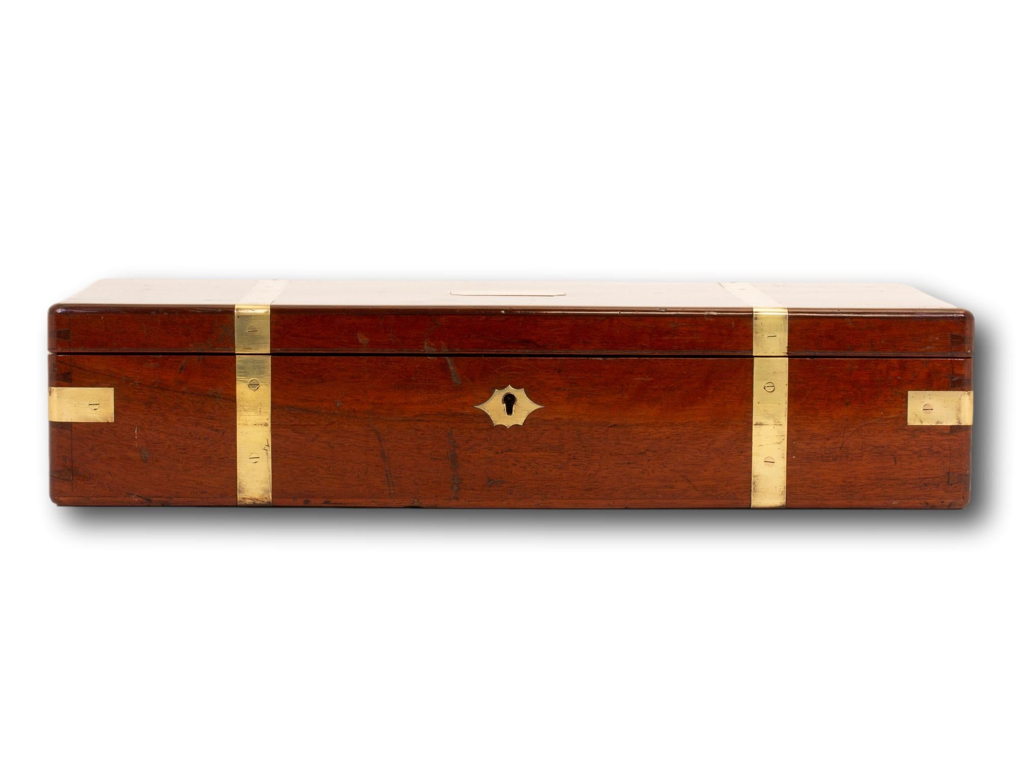Antigua caja de reloj inglesa victoriana de caoba Tallado a mano en venta