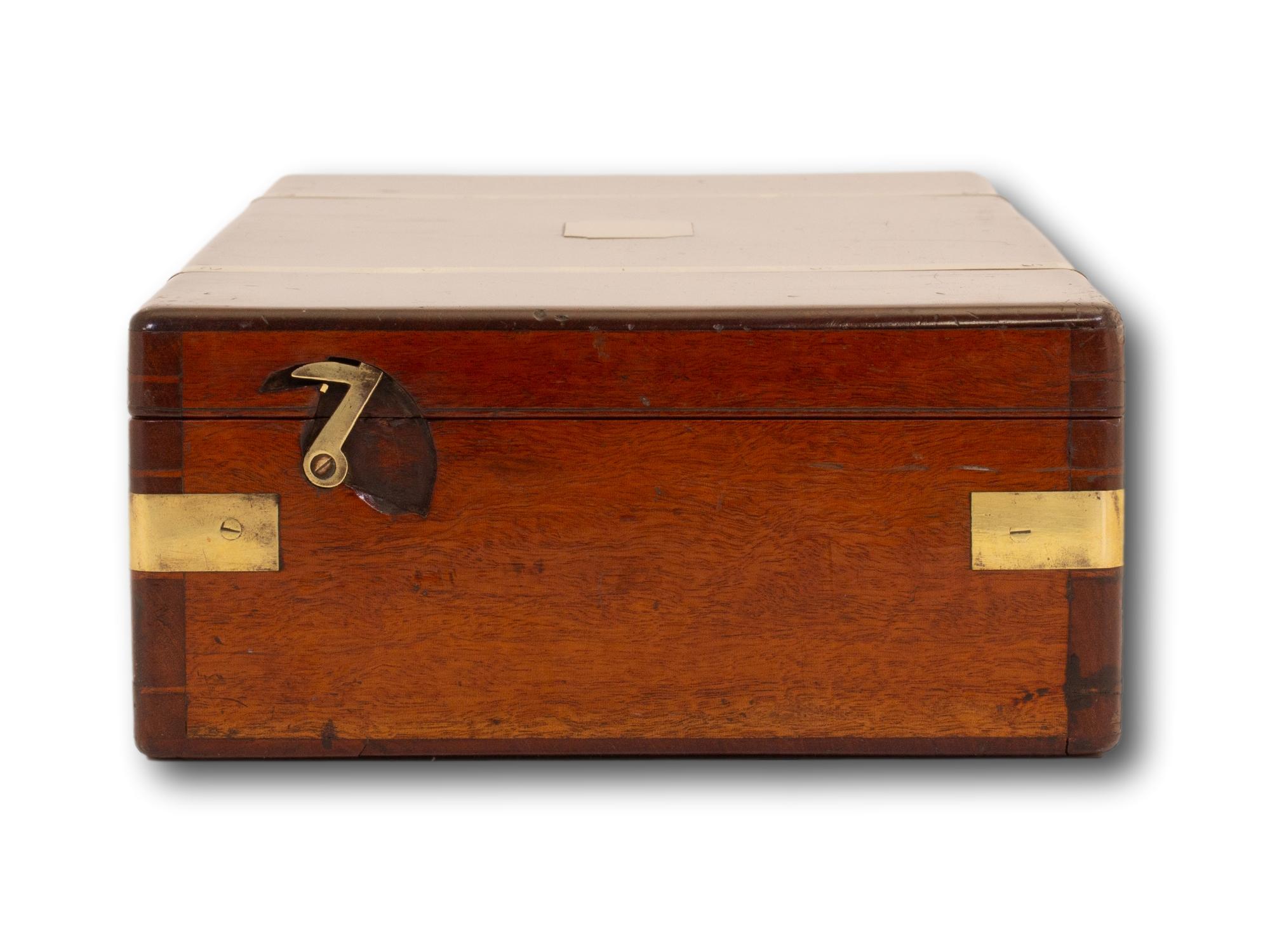 Antigua caja de reloj inglesa victoriana de caoba en Bueno estado para la venta en Northampton, GB