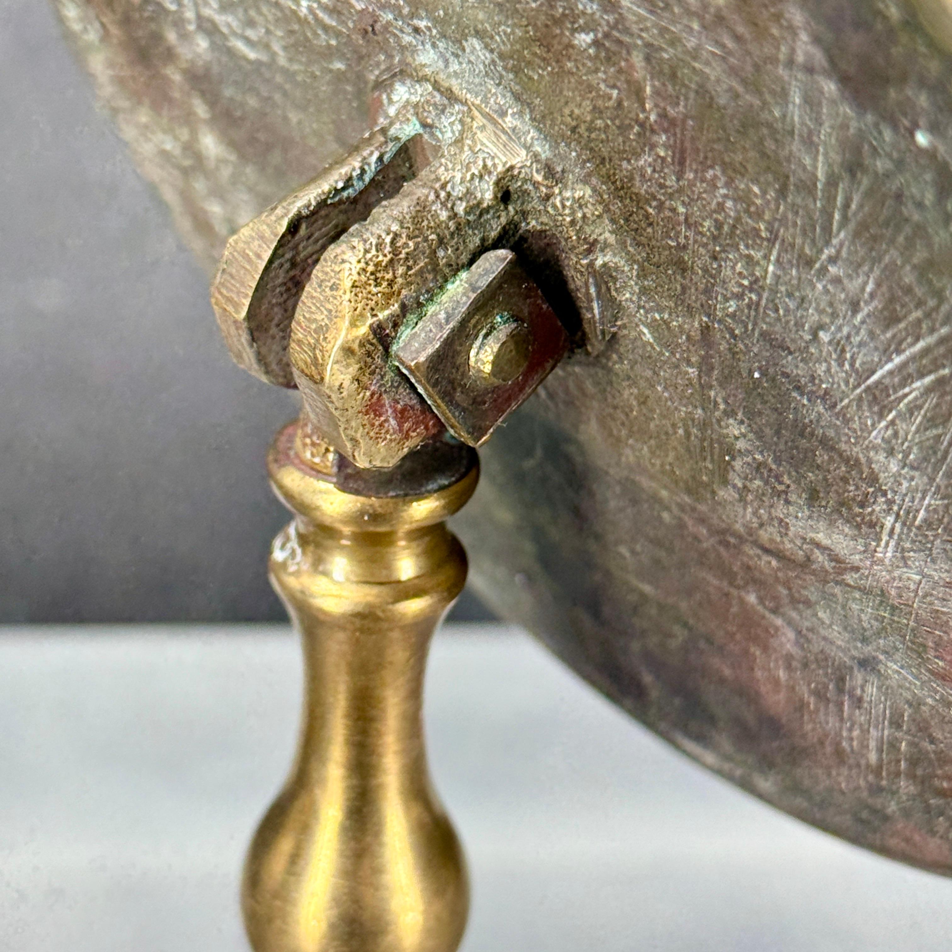 Antiguo reflector inglés victoriano en miniatura para velas de mesa Latón en venta