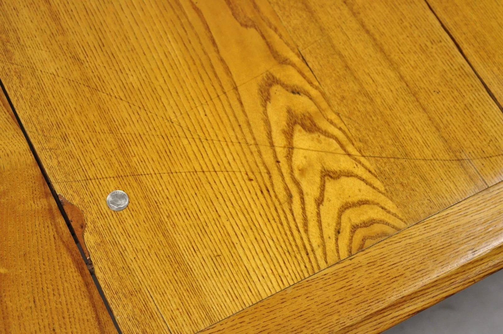 Ancienne table de salle à manger à rallonge en chêne et bois d'orme anglais victorien avec 3 abattants en vente 4