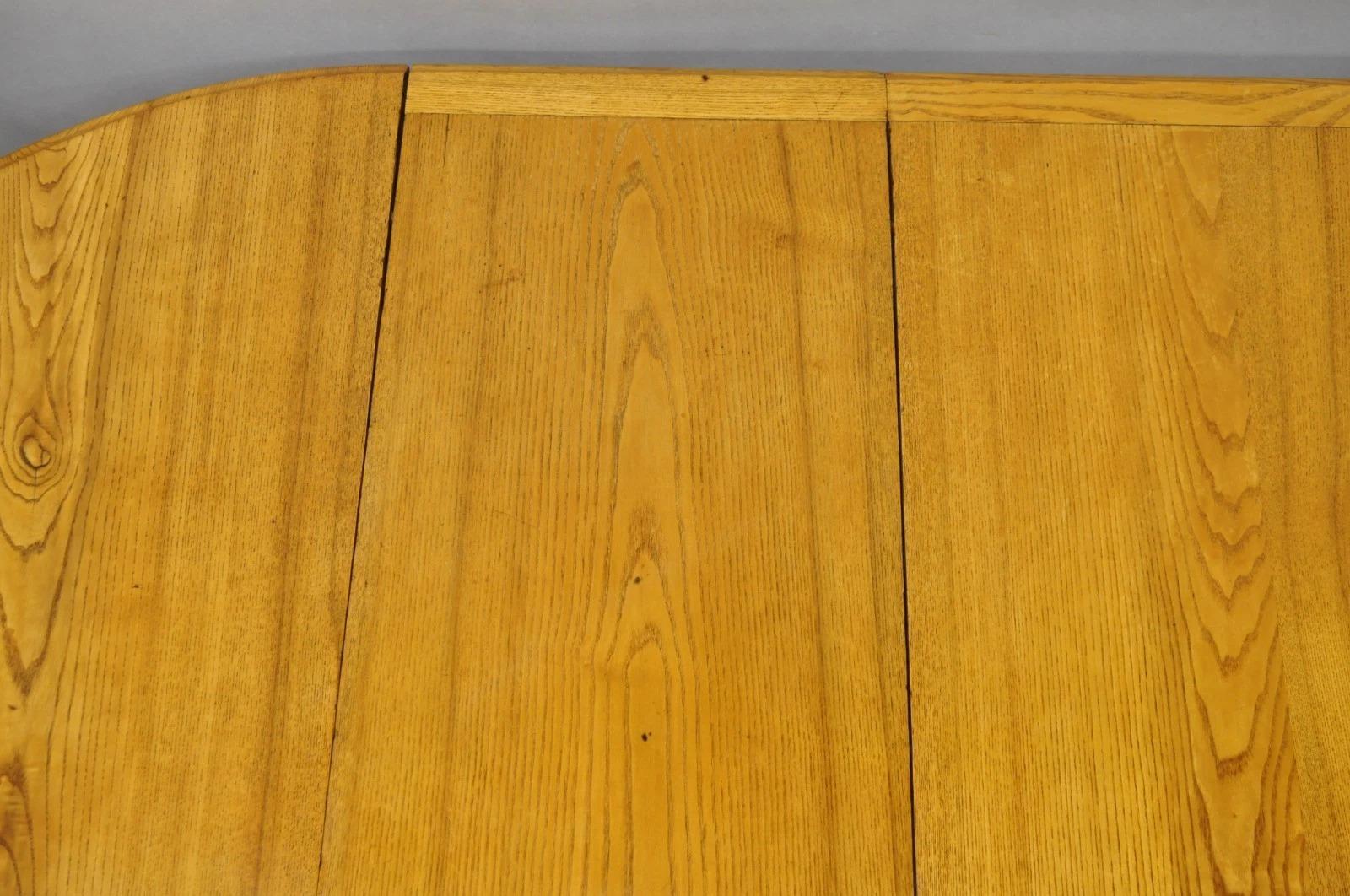 Ancienne table de salle à manger à rallonge en chêne et bois d'orme anglais victorien avec 3 abattants en vente 7