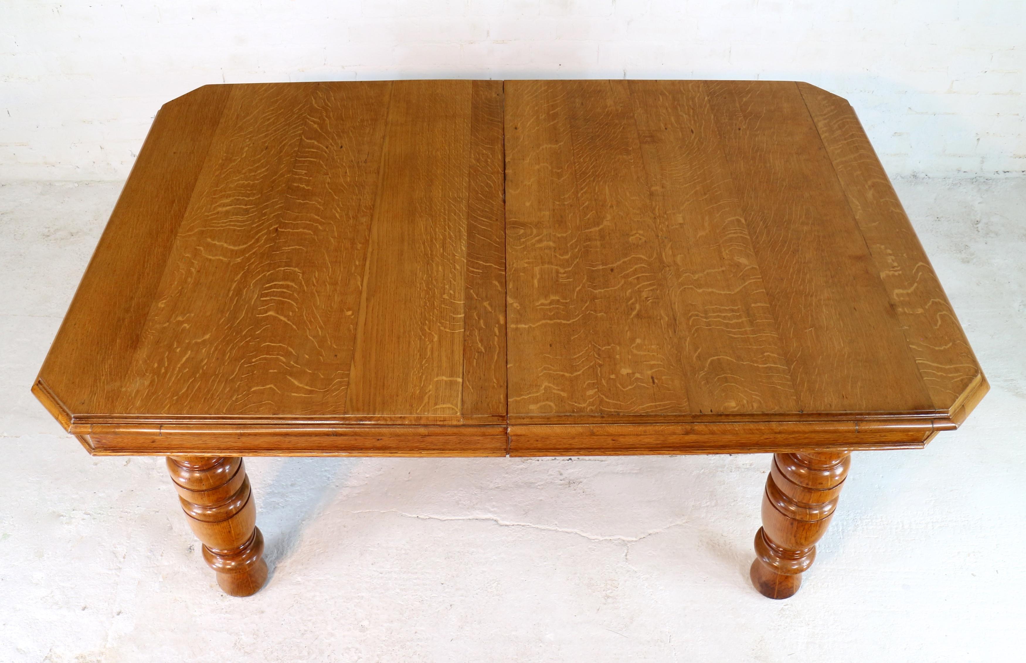 Antique English Victorian Oak Extending Dining Table & 4 Leaves, 12ft/Seats 14 8