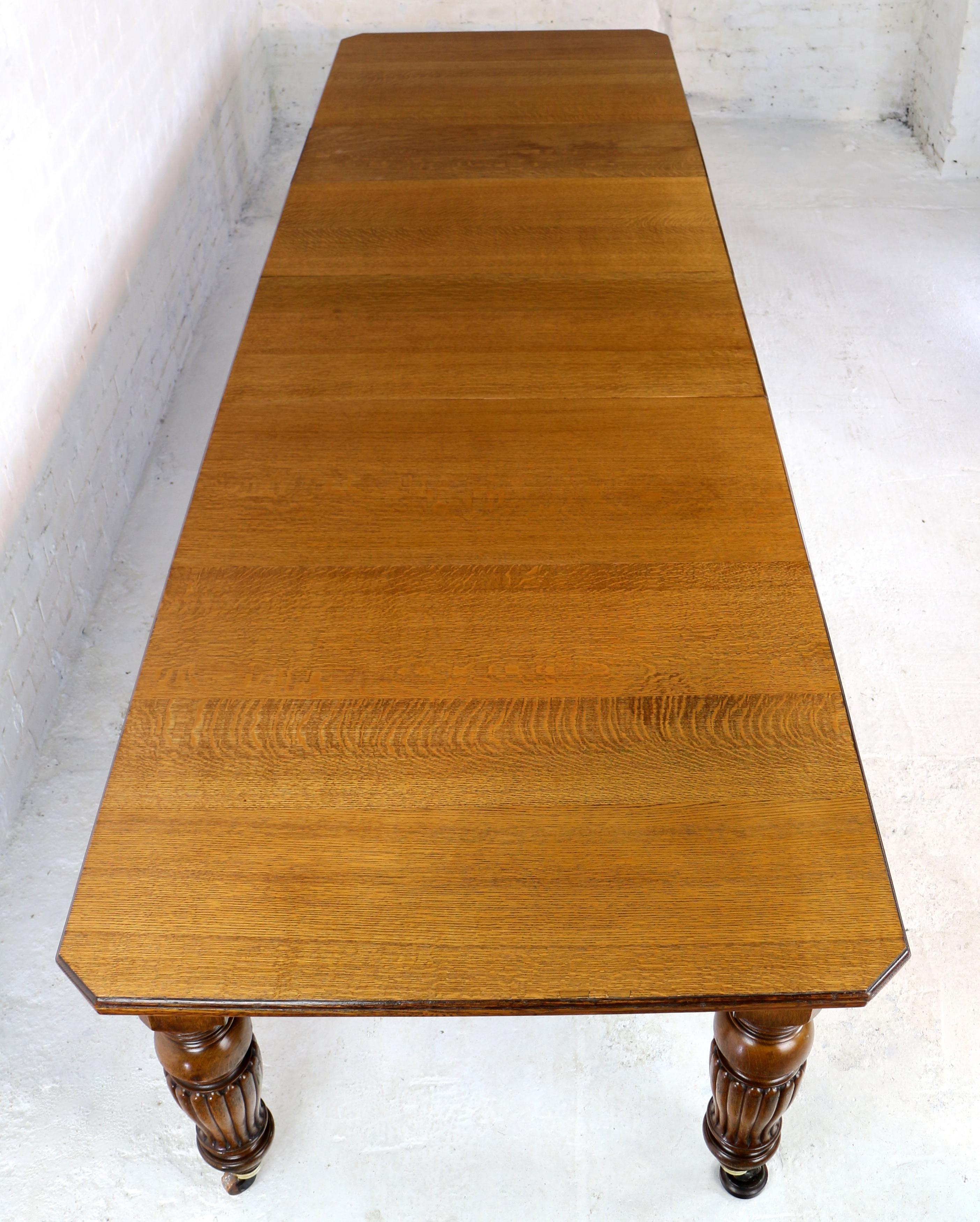 Antique English Victorian Oak Extending Dining Table and 4 Leaves by Selbat 3