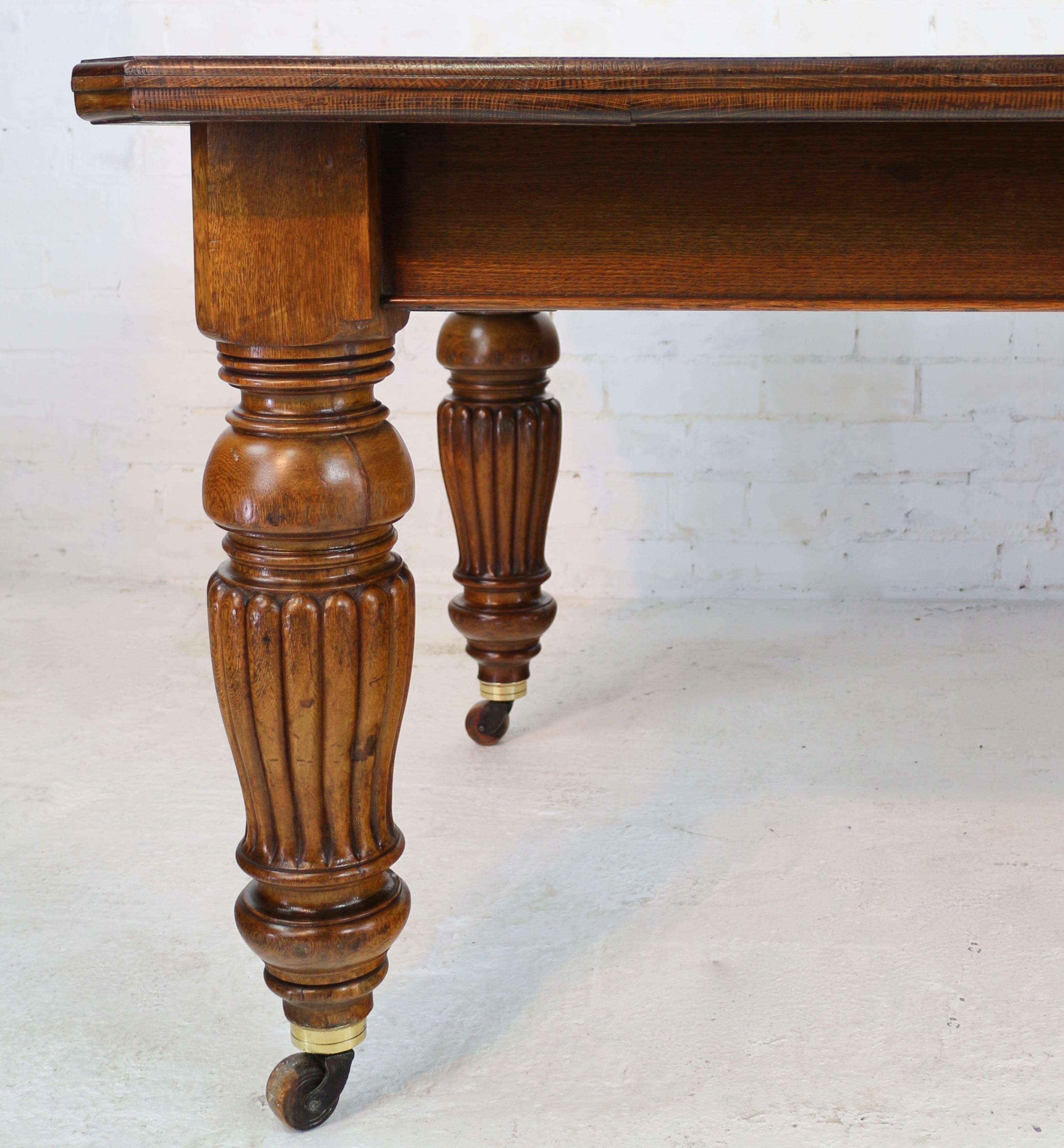 Antique English Victorian Oak Extending Dining Table and 4 Leaves by Selbat 10