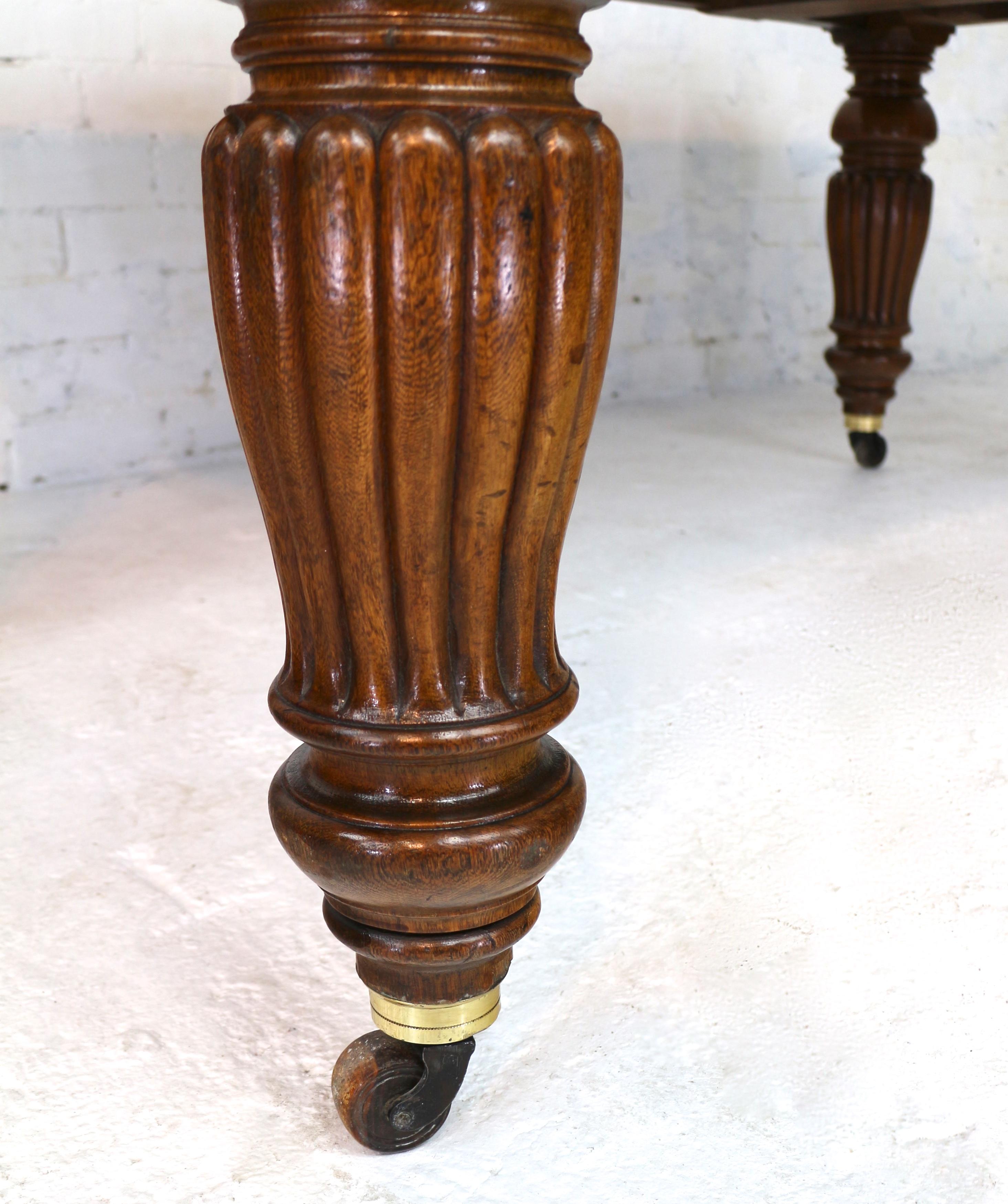 Antique English Victorian Oak Extending Dining Table and 4 Leaves by Selbat 11