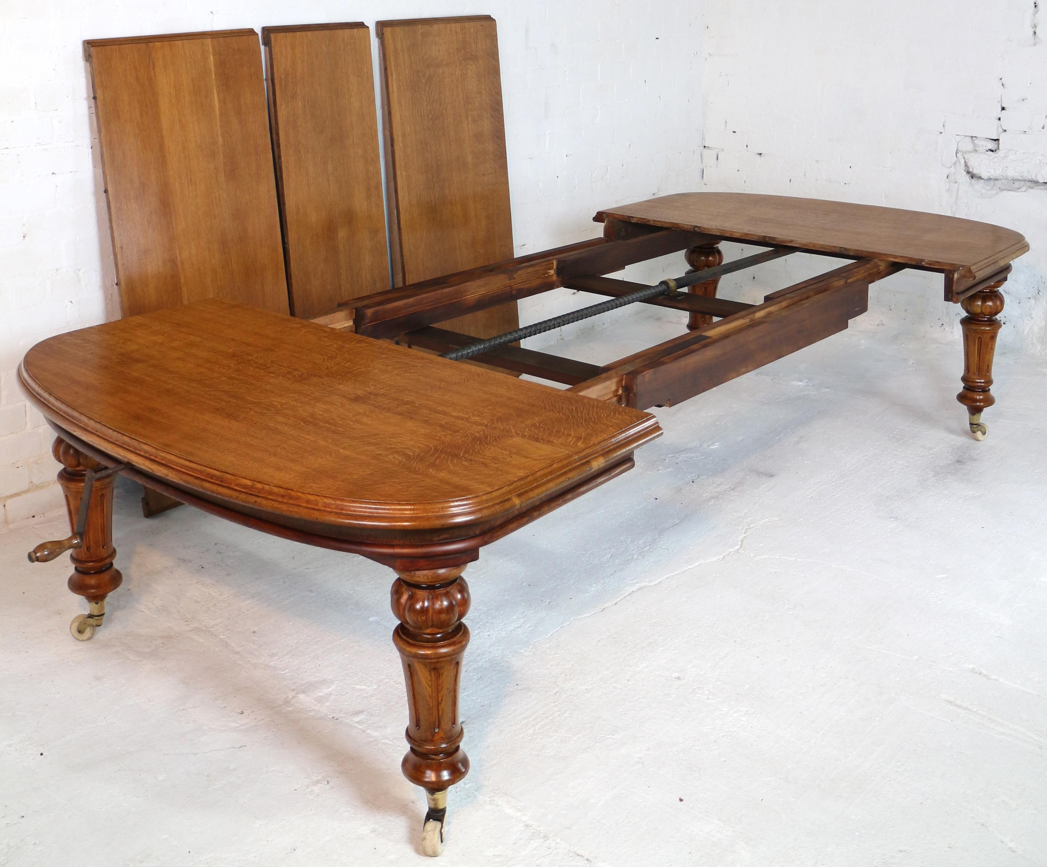 Antique English Victorian Oak Extending Dining Table and Three Leaves 4