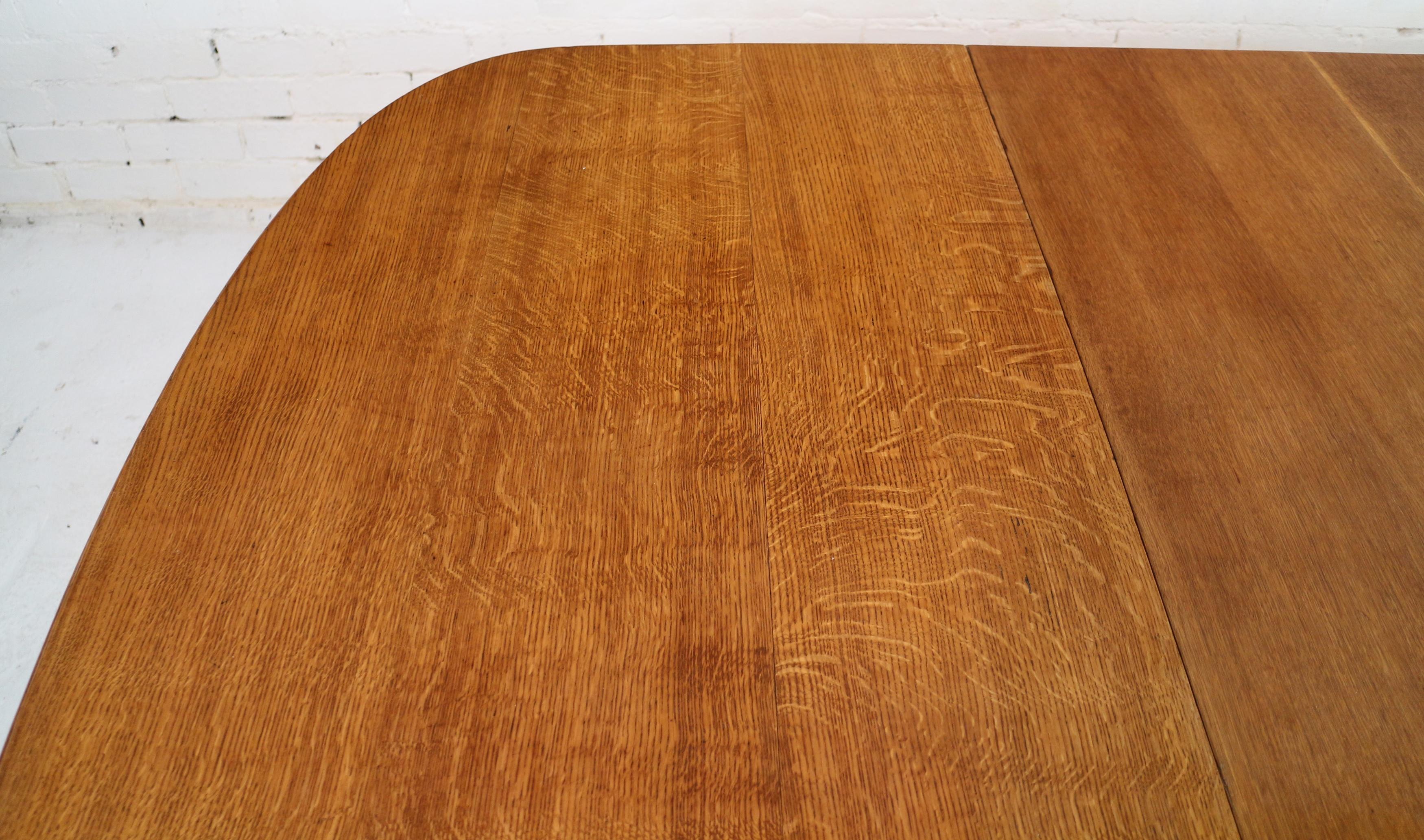 Antique English Victorian Oak Extending Dining Table and Three Leaves 11
