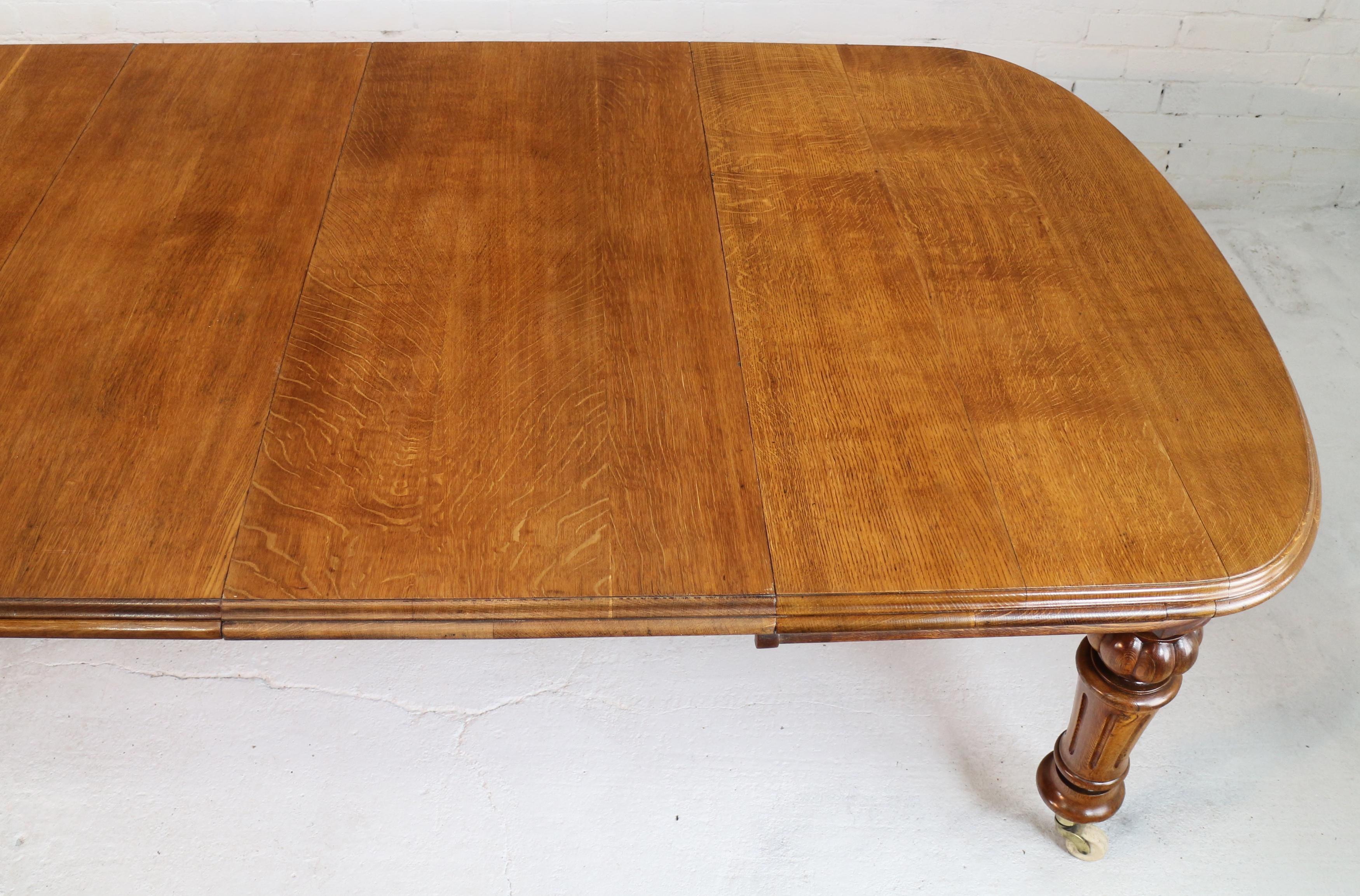 Antique English Victorian Oak Extending Dining Table and Three Leaves 1