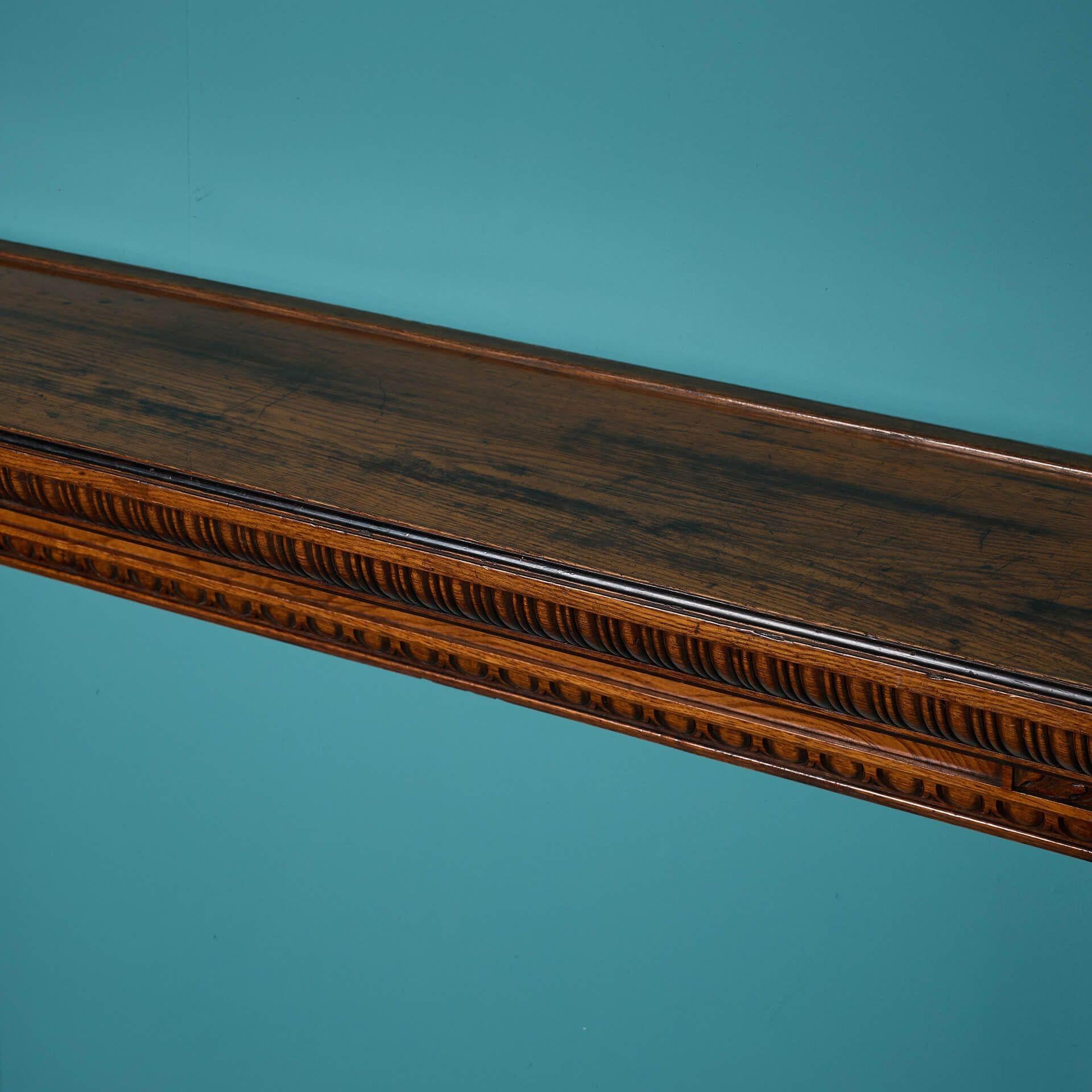 XIX secolo Antico caminetto inglese vittoriano in Oak in vendita