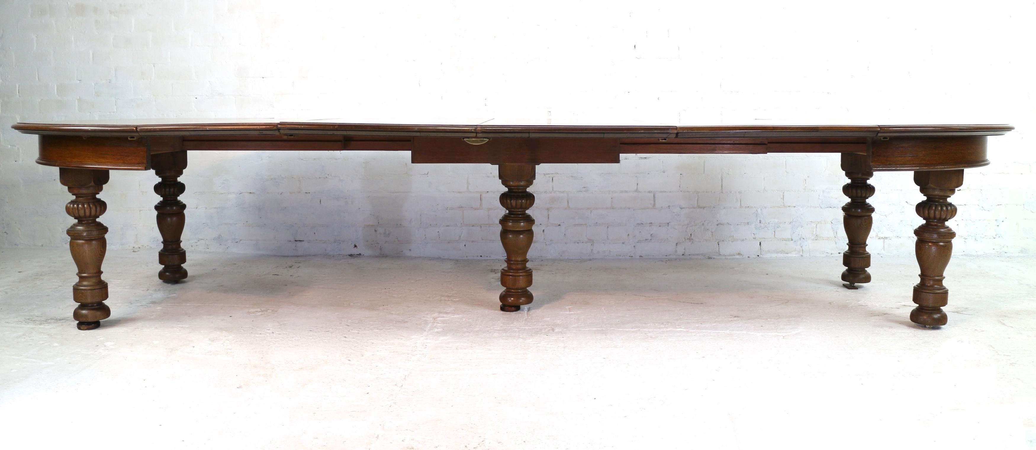 antique oak table with leaves
