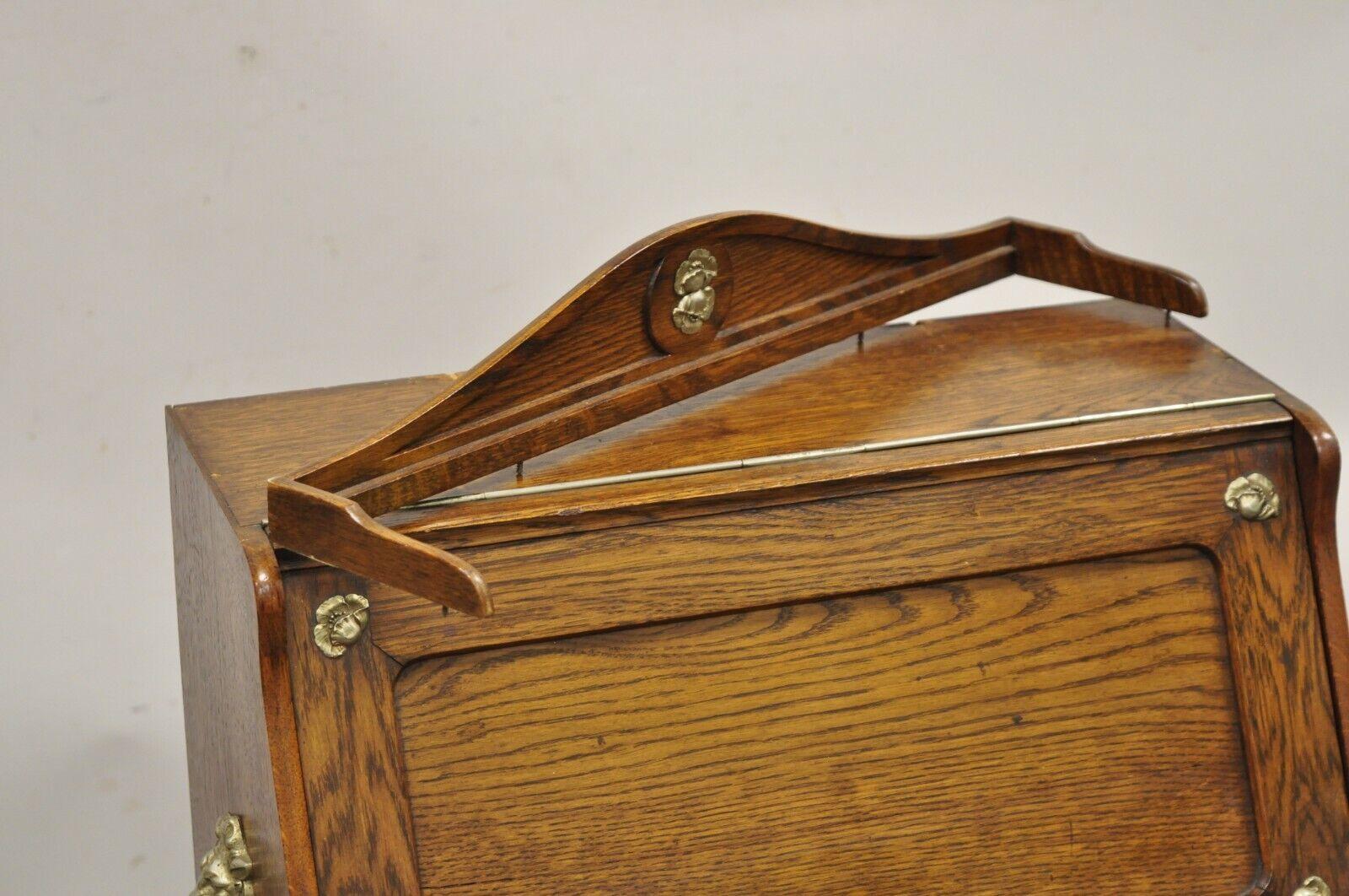 Antiker englischer viktorianischer Schreibtisch-Porzellan-Schreibtisch-Schreibtisch-Briefhalter aus Eichenholz im Angebot 3