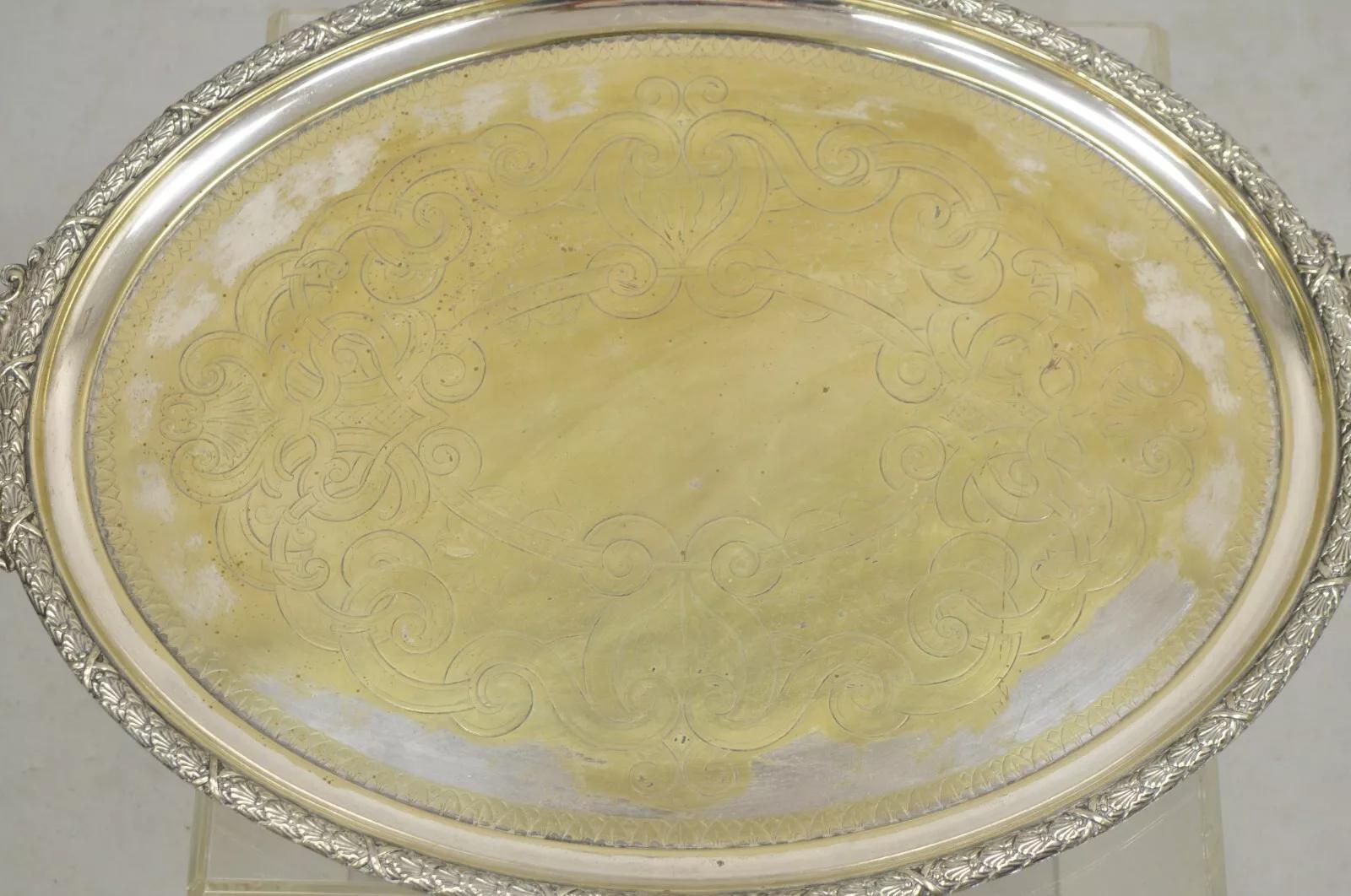 Bandeja ovalada victoriana inglesa antigua con dos asas y bandeja plateada Desconocido en venta