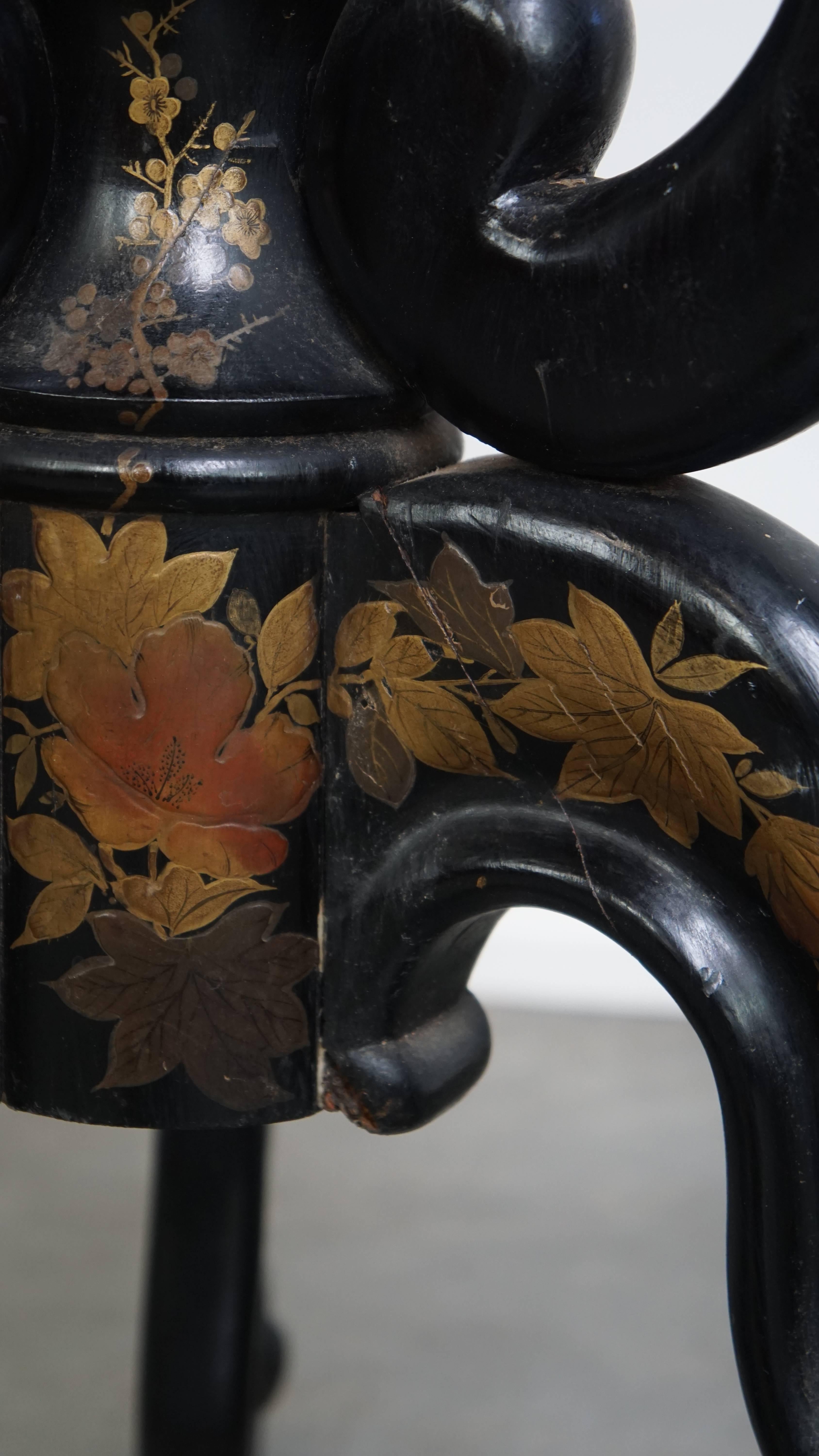 Table d'appoint ou à plantes anglaise victorienne ancienne - Mid Century Antiques en vente 4