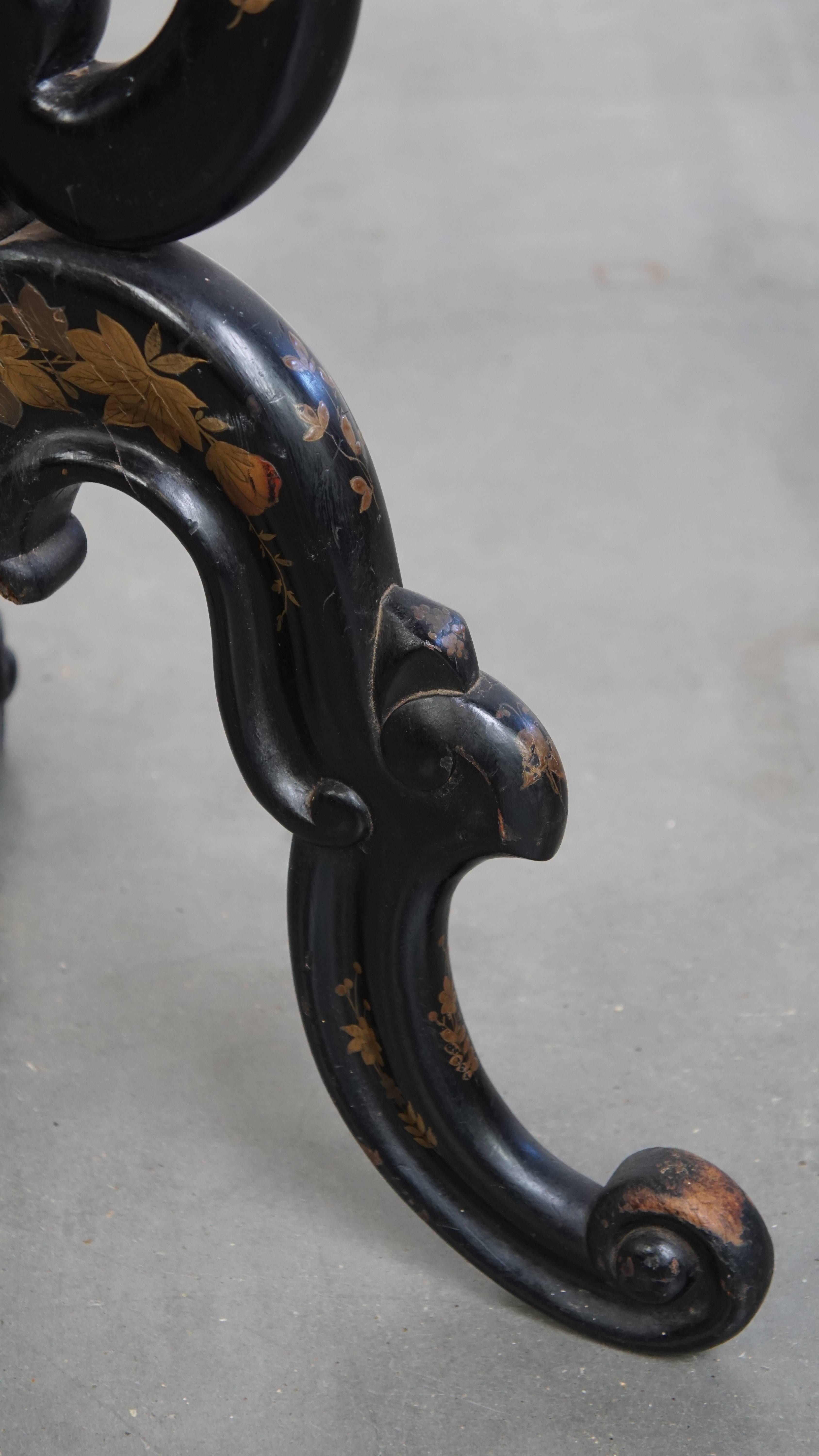 XIXe siècle Table d'appoint ou à plantes anglaise victorienne ancienne - Mid Century Antiques en vente