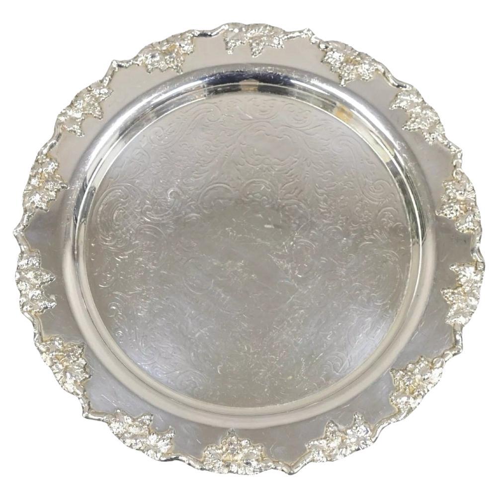 Antigua bandeja redonda inglesa victoriana plateada con forma de vid para servir Bandeja