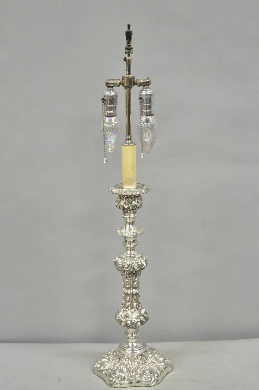 Antique English Victorian Scroll Repousse Silver Plated Candlestick Table Lamp en vente 5