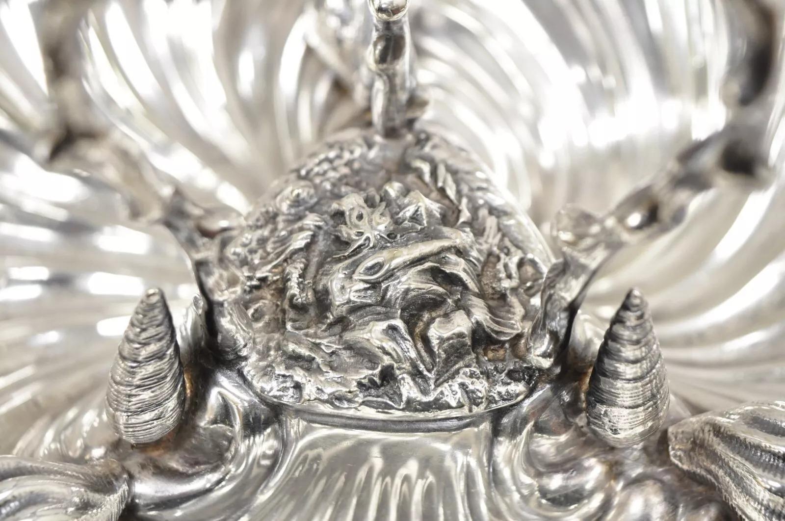 Sconosciuto Antico piatto da caramelle nautico inglese vittoriano placcato in argento con tripla conchiglia di vongola in vendita