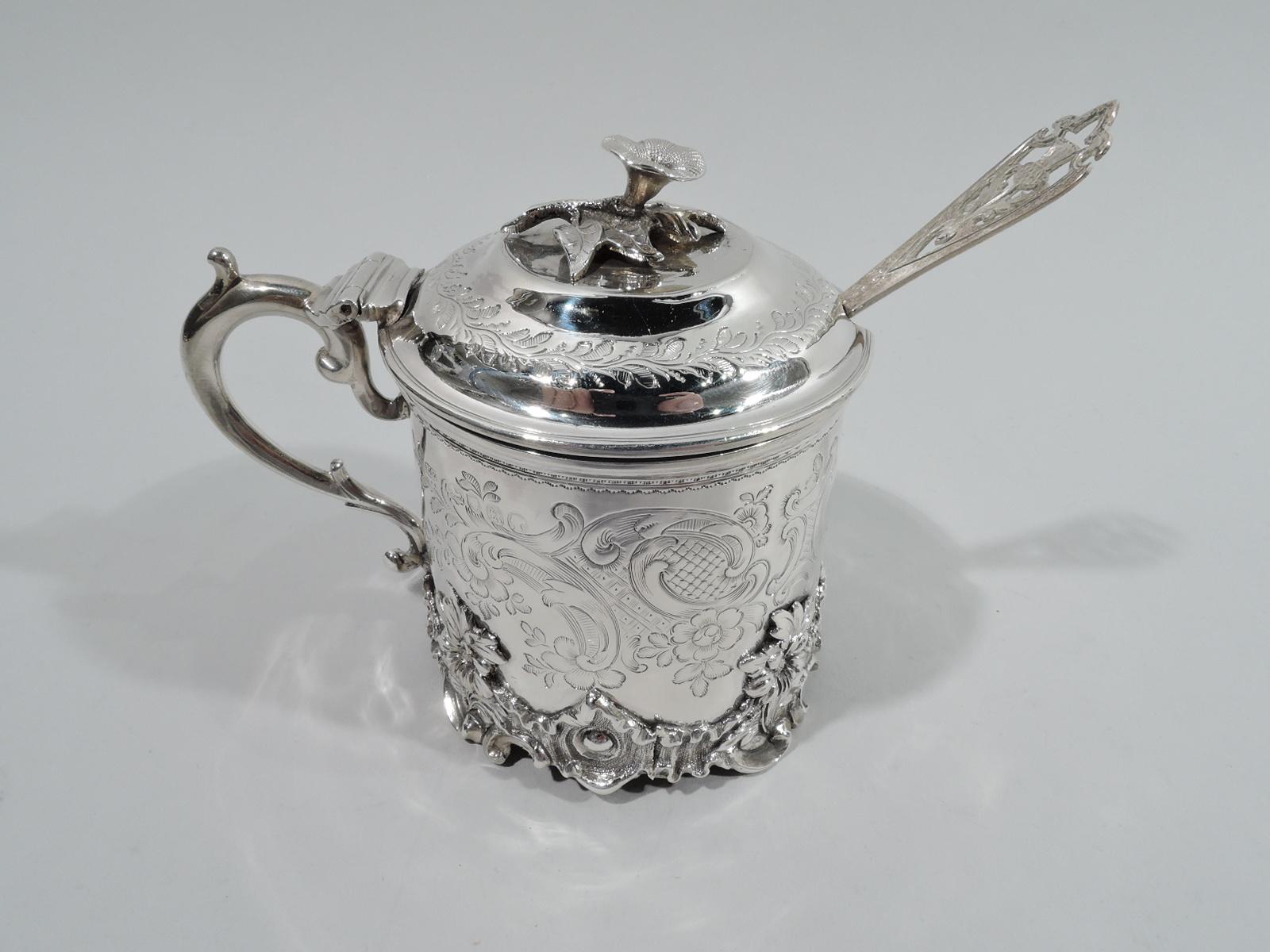 Antique English Victorian Sterling Silver Mustard Pot In Excellent Condition In New York, NY