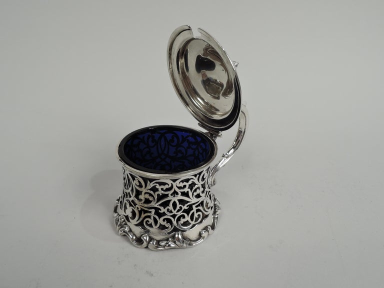 Antique English Victorian Sterling Silver Mustard Pot In Good Condition For Sale In New York, NY