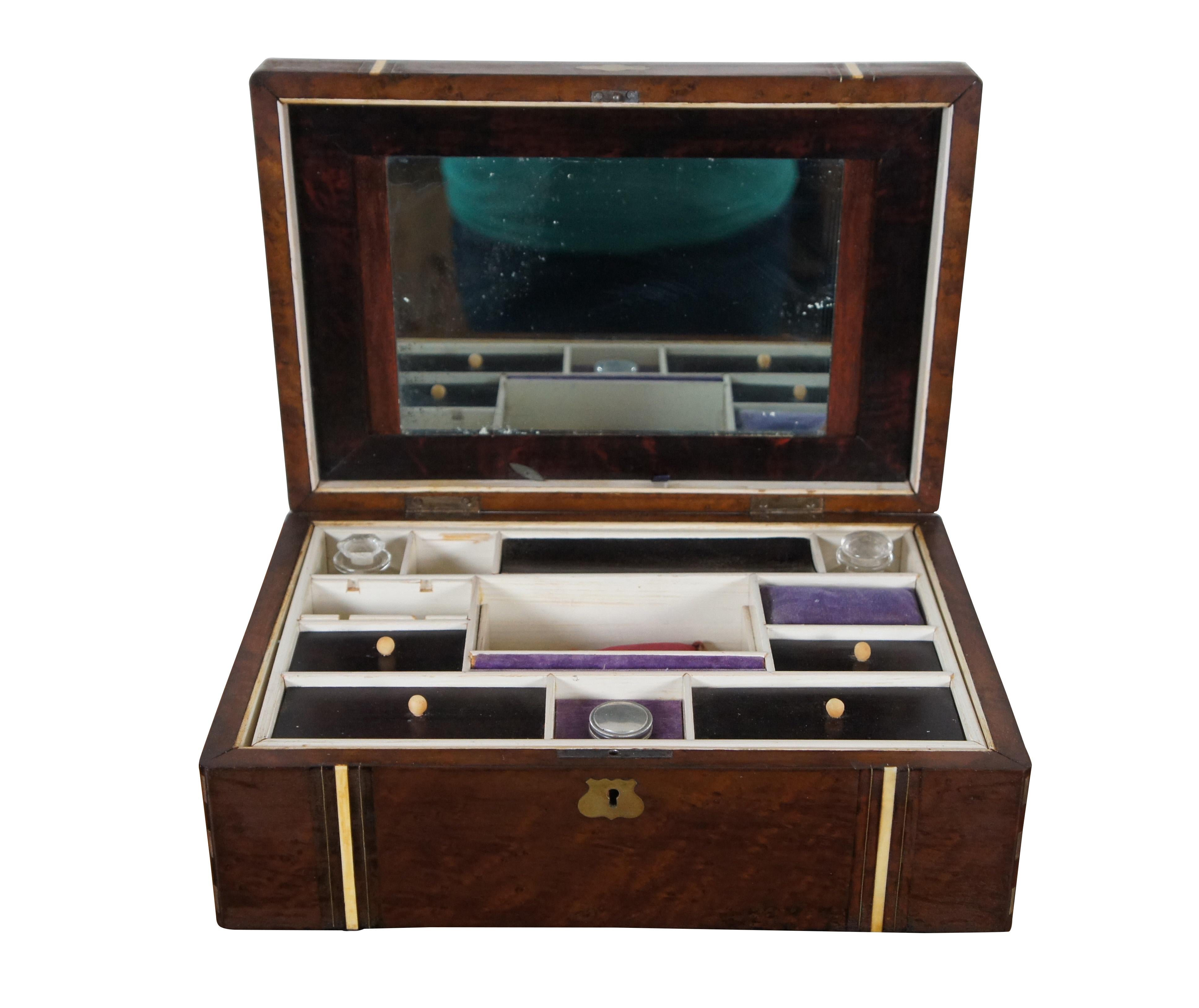 Antike englische viktorianische Nussbaum-Maser Intarsien Campaigner Schmucktruhe Vanity Box 1 (Viktorianisch) im Angebot