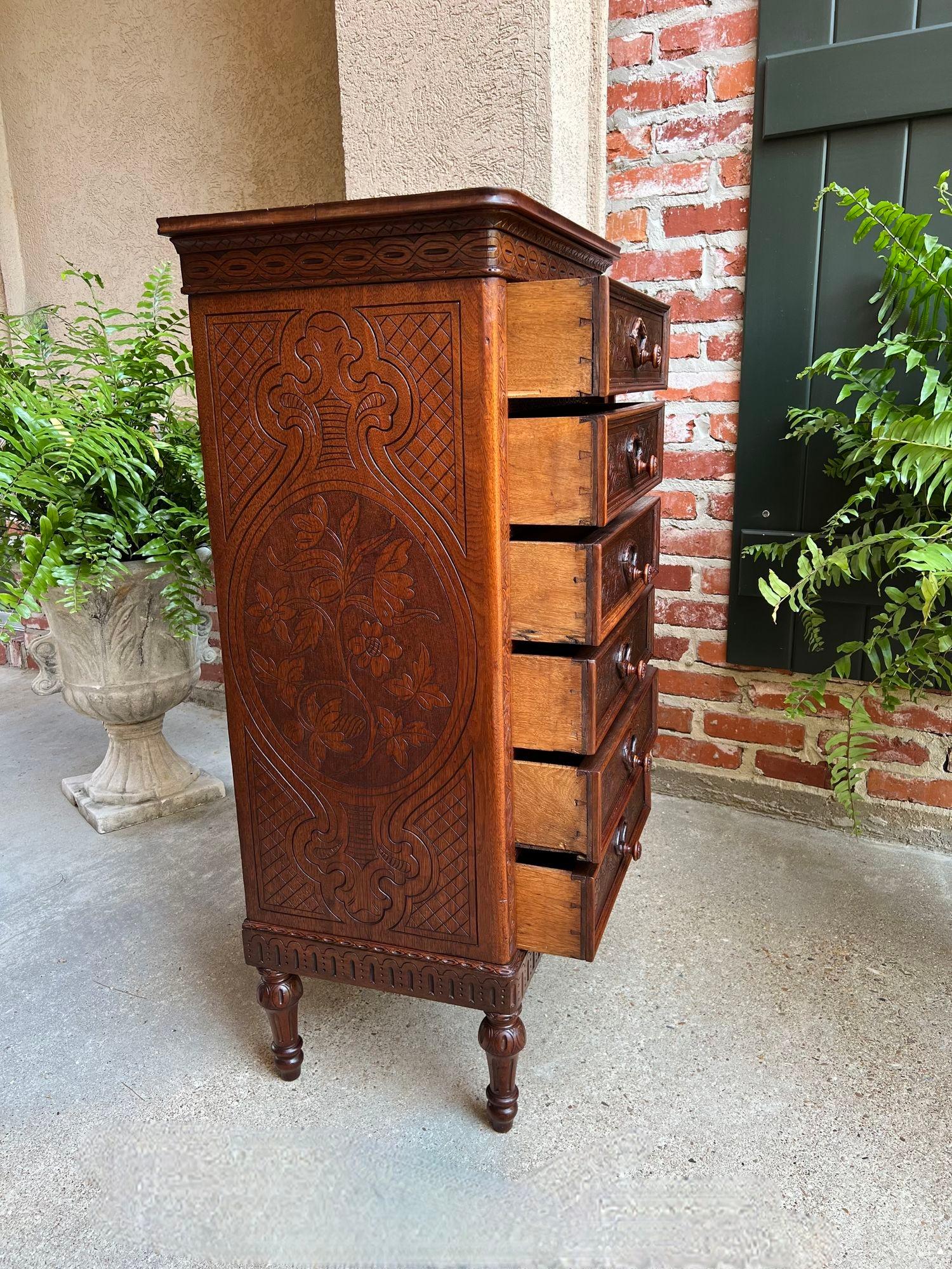 Ancienne commode anglaise victorienne Wellington en chêne sculpté à la campagne en vente 3