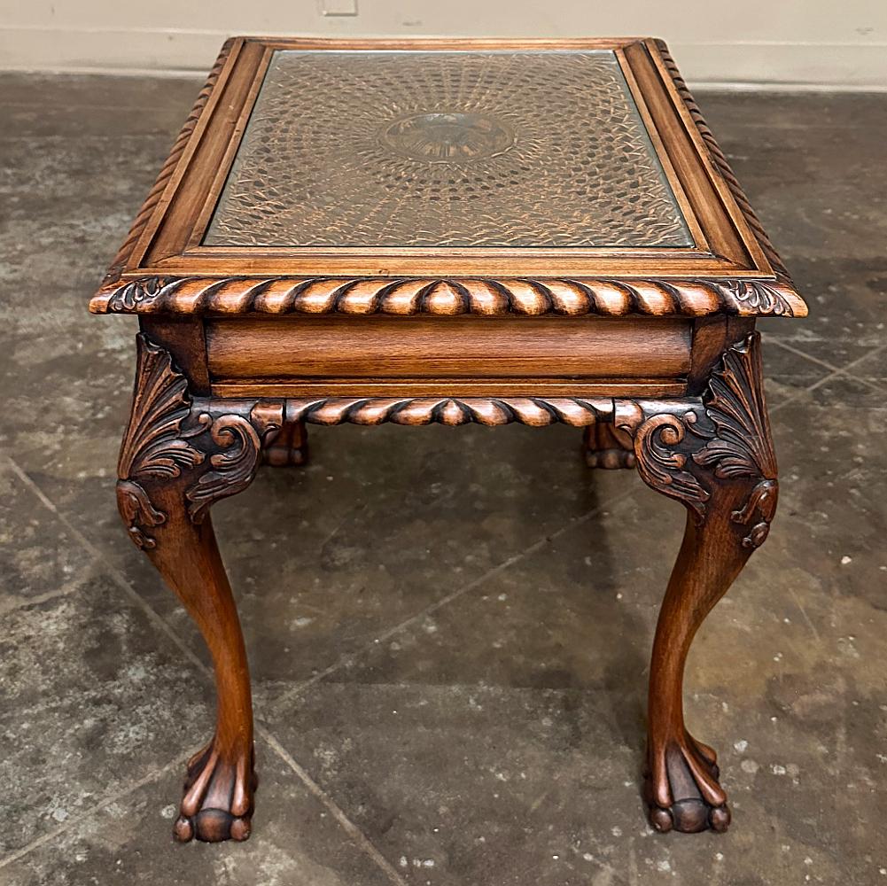20th Century Antique English Walnut Chippendale End Table For Sale