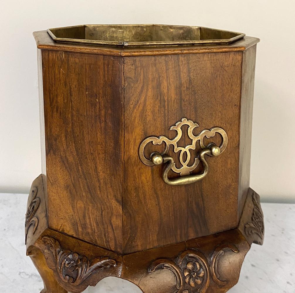 Antique English Walnut Chippendale Tea Warmer ~ Jardinière For Sale 1