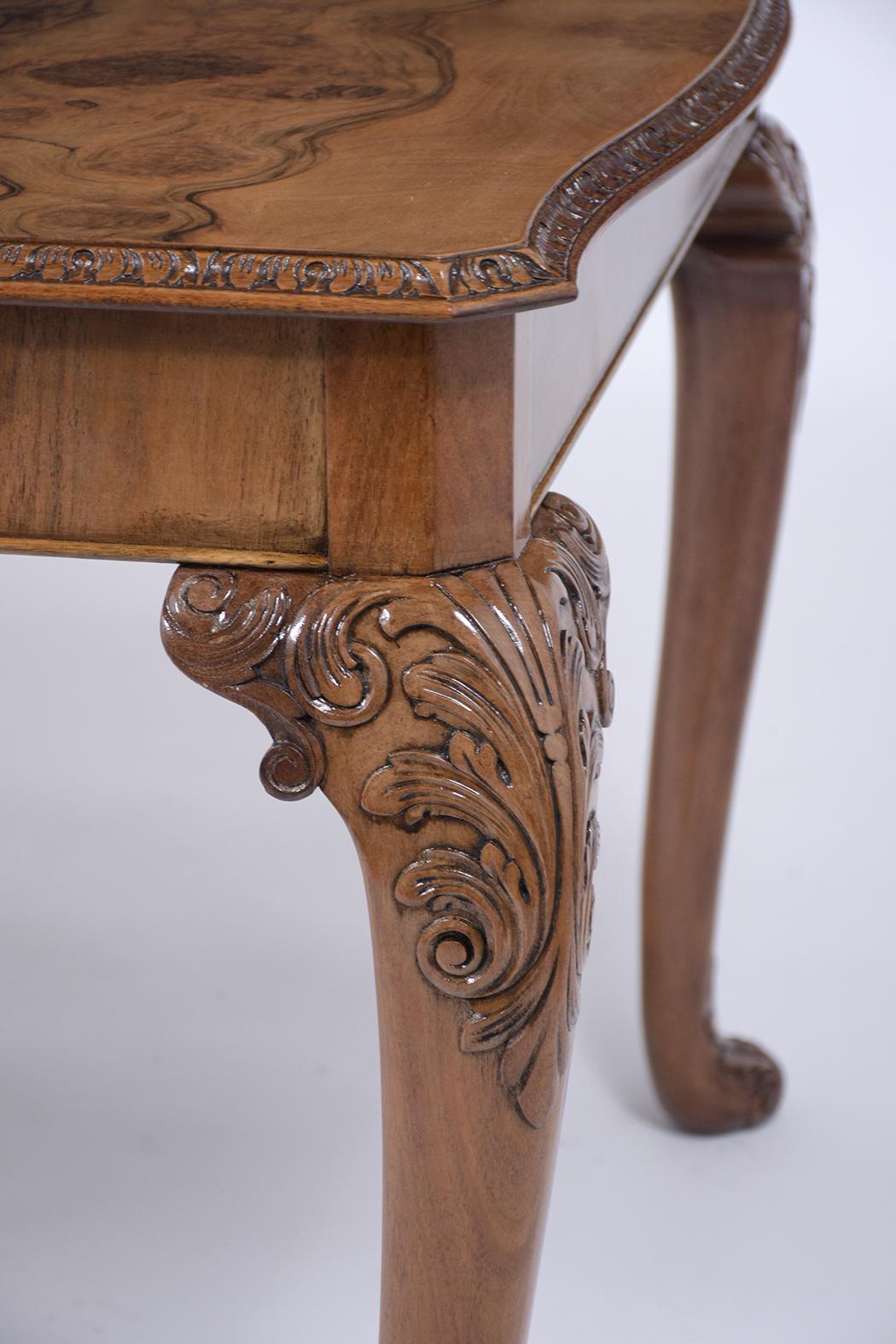 Early 20th Century Antique English Walnut Dining Table