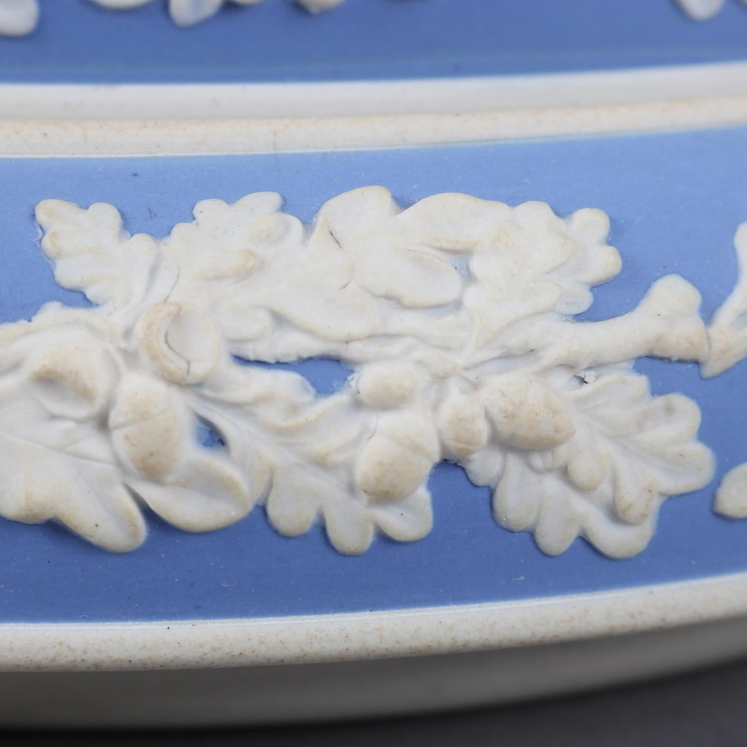 Antique English Wedgwood Blue Jasperware Porcelain Cheese Keeper, 19th Century 7