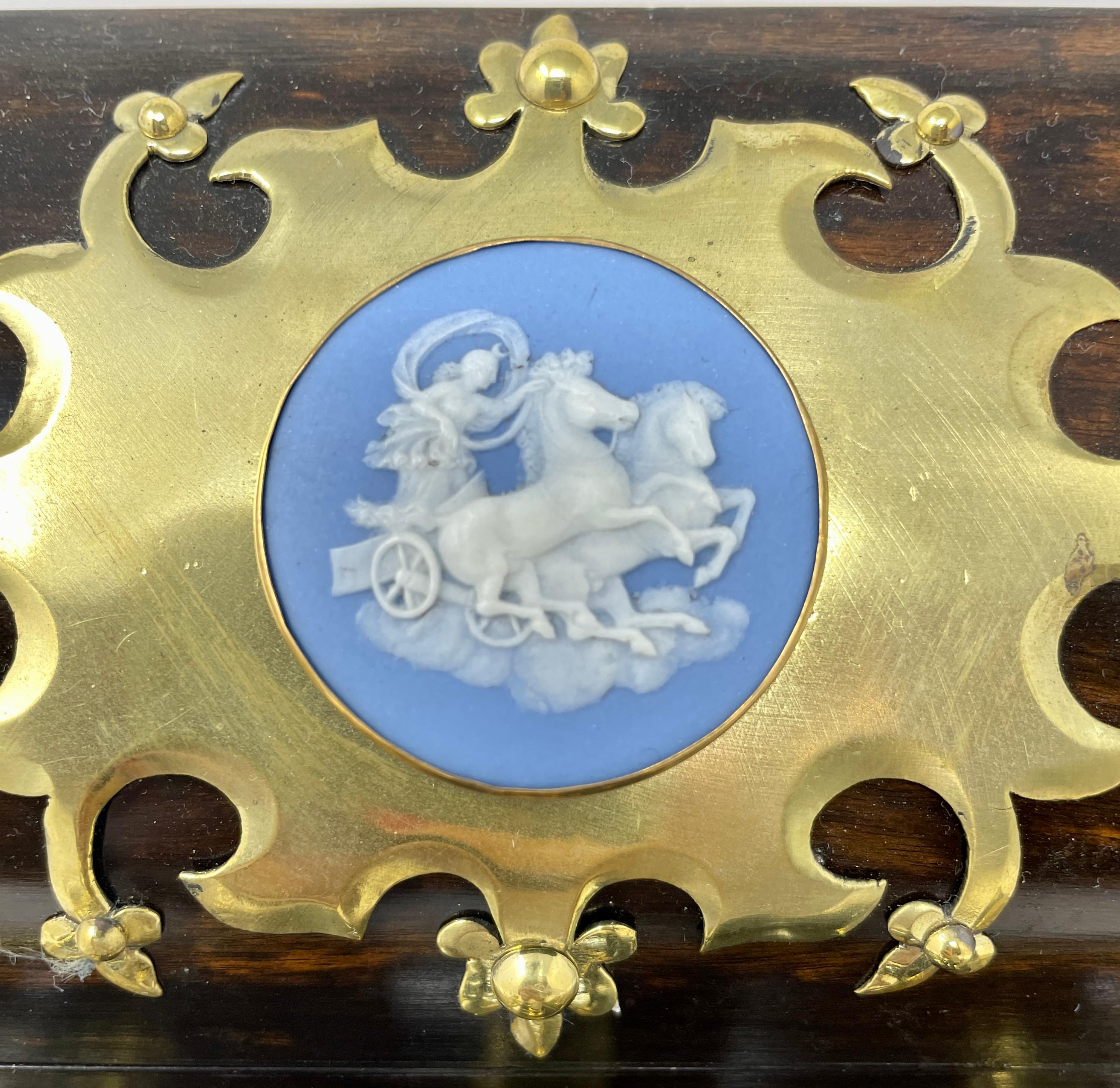 Antique English Wedgwood Blue Porcelain Coromandel Wood Inkwell, Circa 1880. In Good Condition For Sale In New Orleans, LA