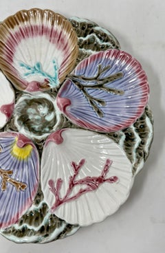 Antique English Wedgwood Majolica Porcelain Seaweed Design Oyster Plate, c. 1880