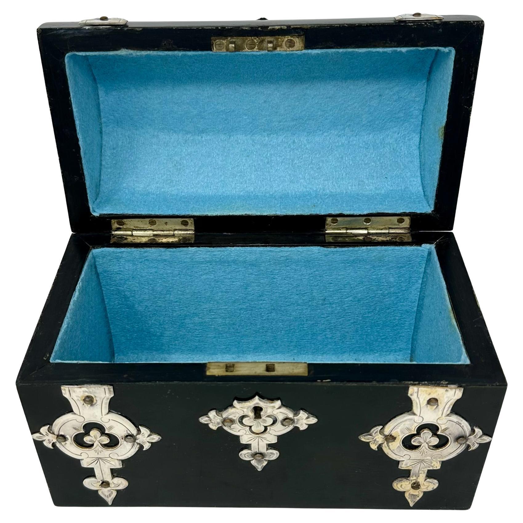 19th Century Antique English Wedgwood & Sheffield Silver Mounted Jewel Box, Circa 1880. For Sale