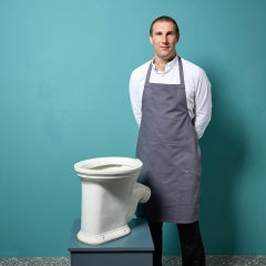 Antique English White Glazed Ceramic Toilet with P Trap