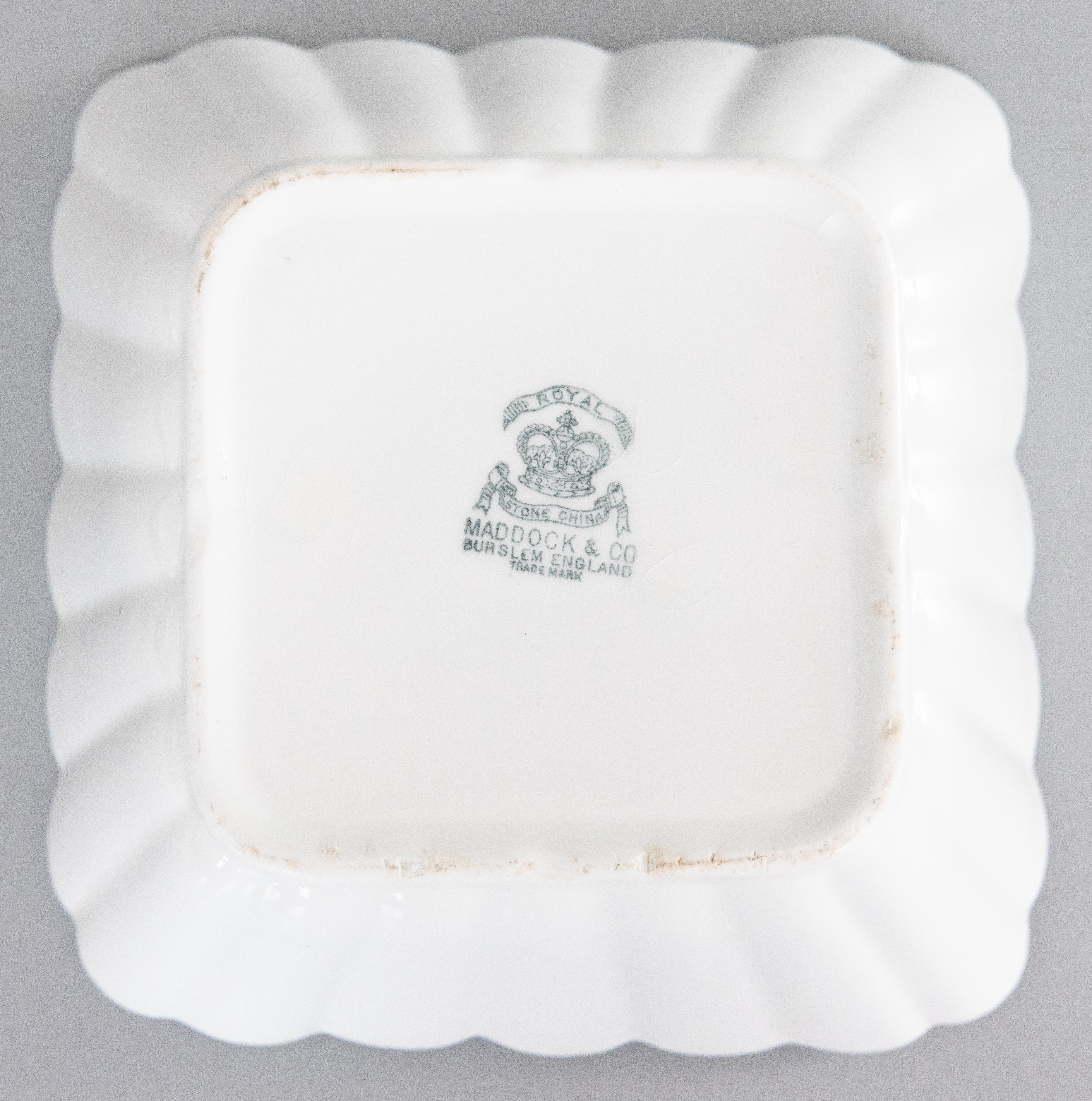Antique English White Ironstone Fluted Lady Finger Square Bowl Dish, circa 1900 For Sale 3