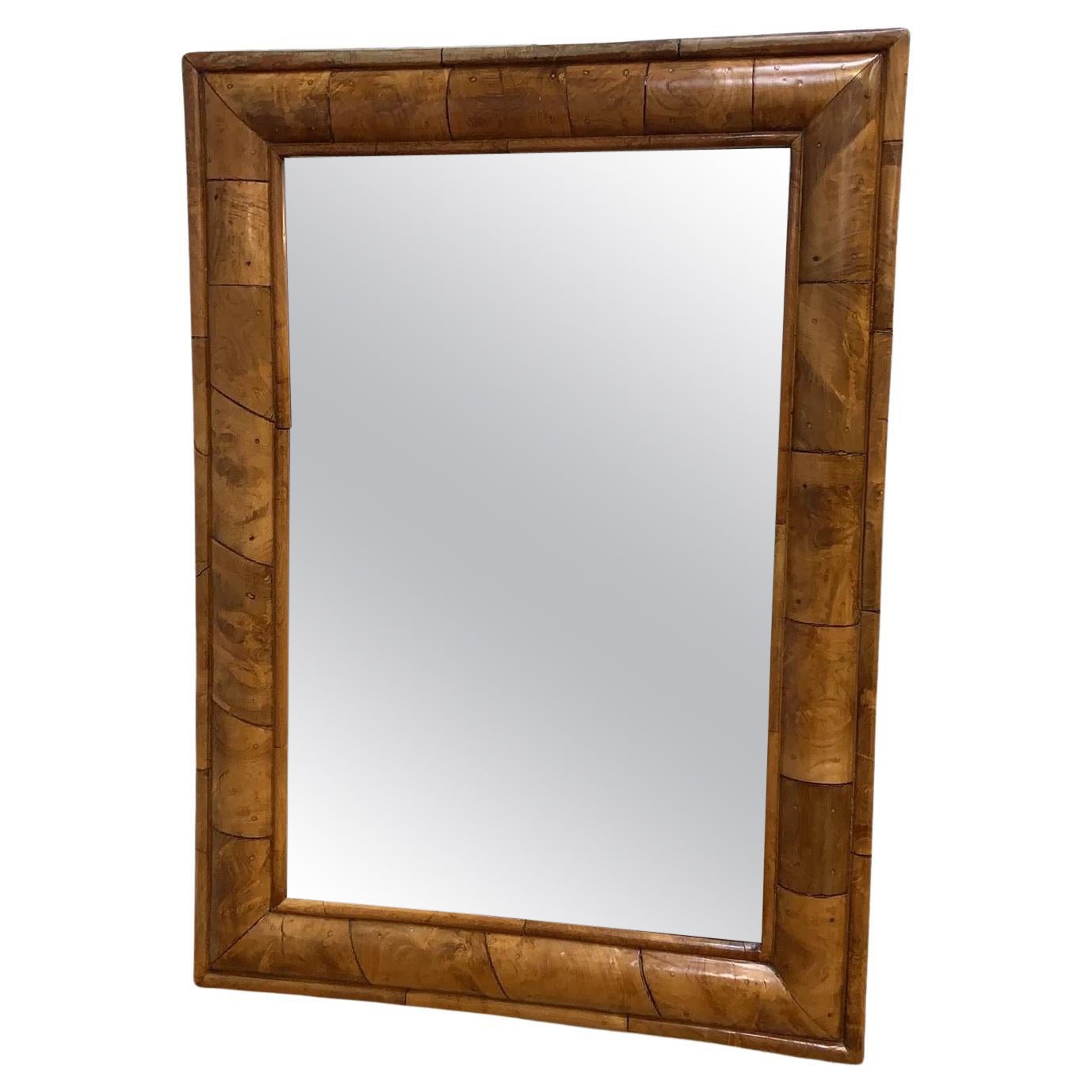 Antique Mirror da parete in stile William & Mary in radica di noce