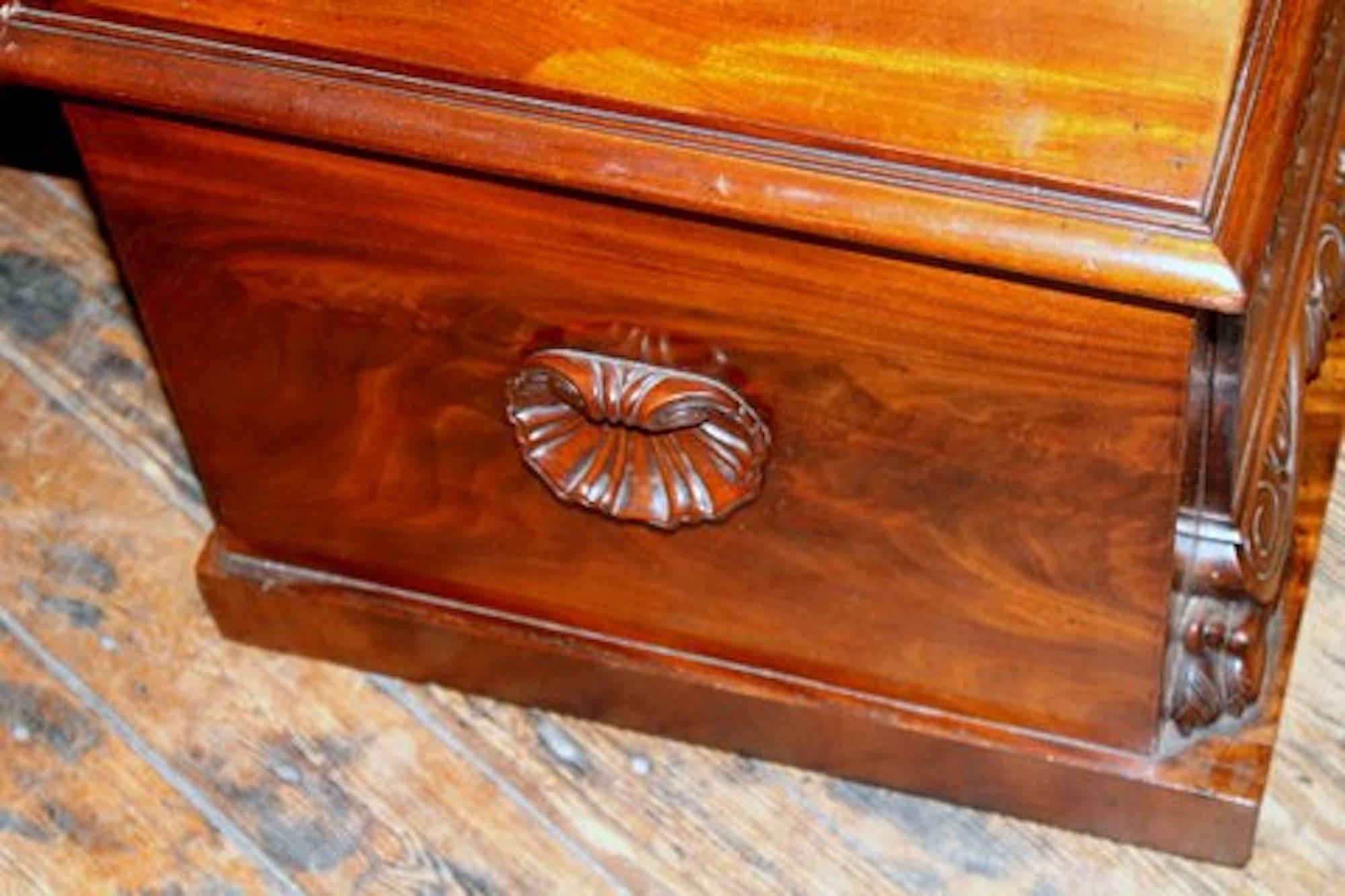 Antique English William iv Bookmatched Flame Mahogany Dome Top Cellarette 2