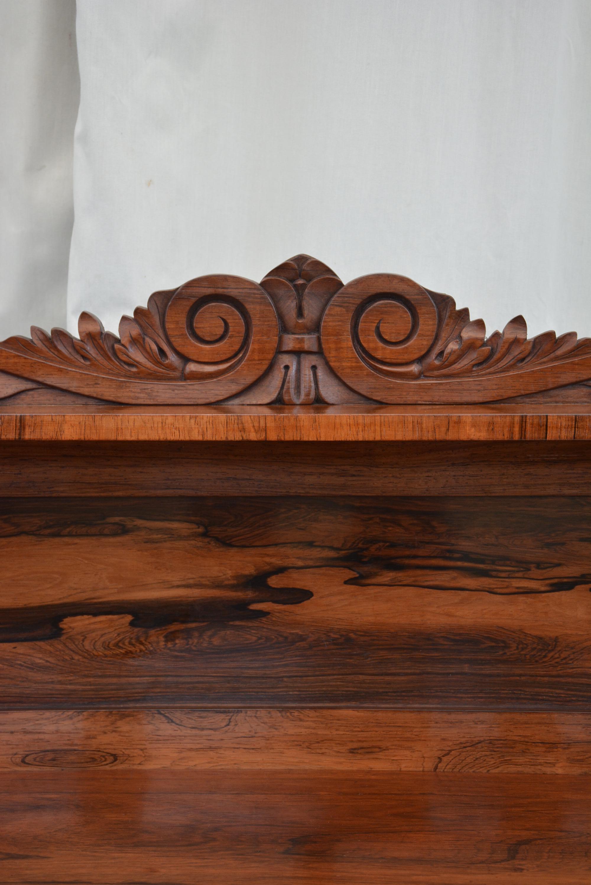 Ancienne bibliothèque à chiffonnier William IV anglaise c1840s en vente 1