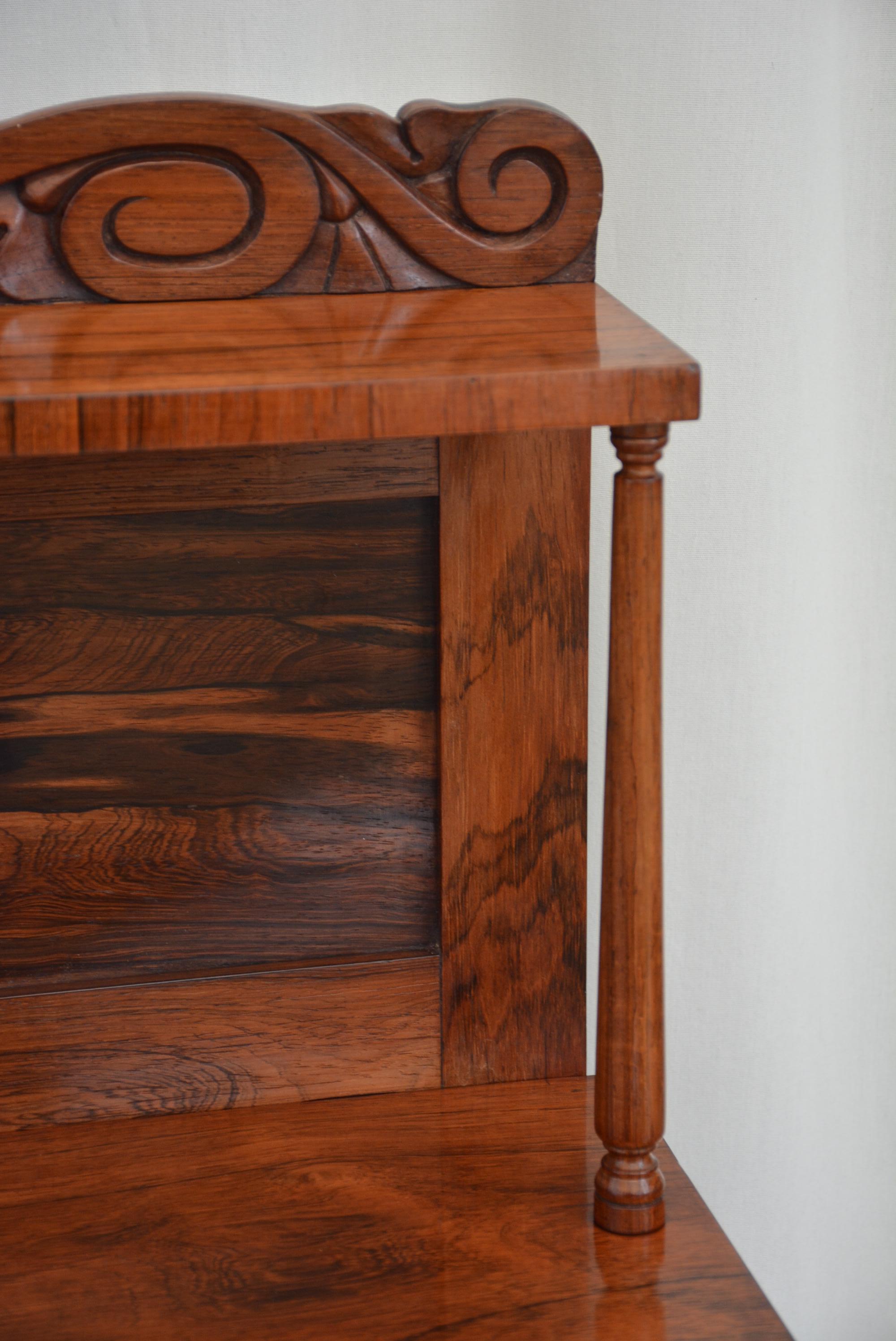 Ancienne bibliothèque à chiffonnier William IV anglaise c1840s en vente 2