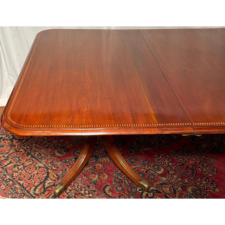 Antique English William IV Mahogany & Inlay 2 Pedestal Dining Table, Circa 1830. In Good Condition For Sale In New Orleans, LA