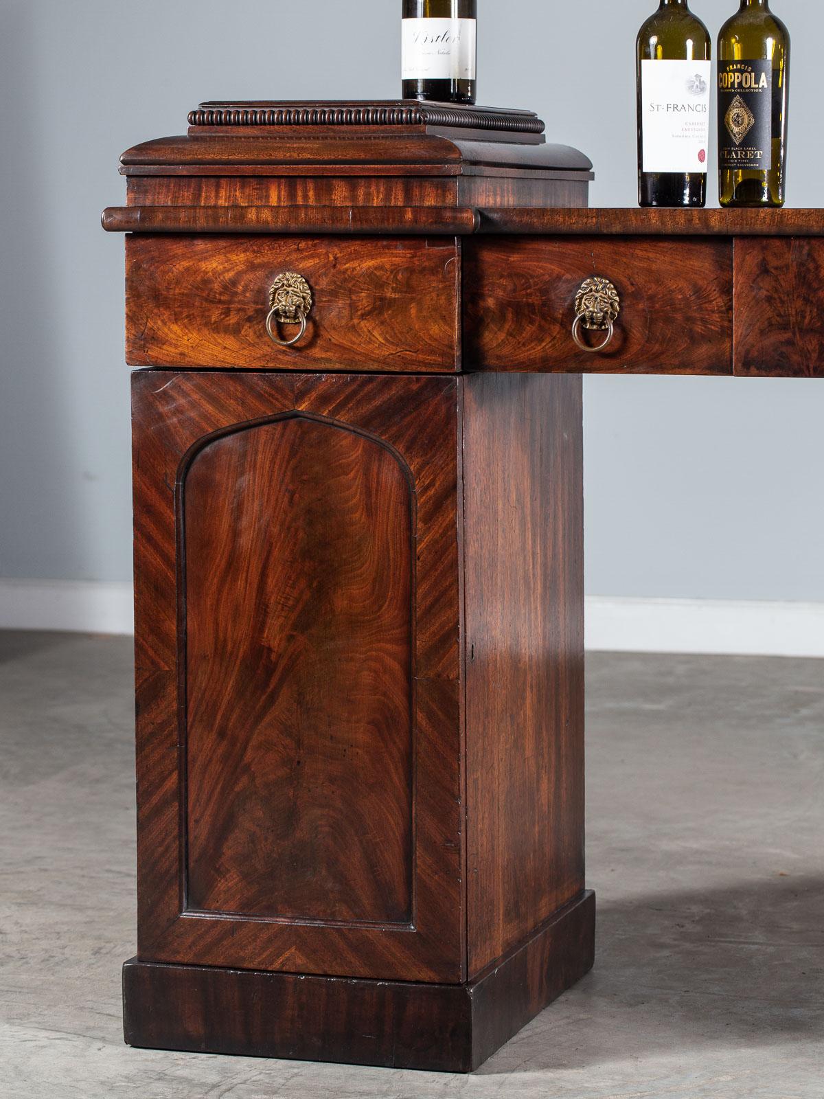 Antique English William IV Mahogany Sideboard Buffet Server Table, circa 1835 For Sale 7