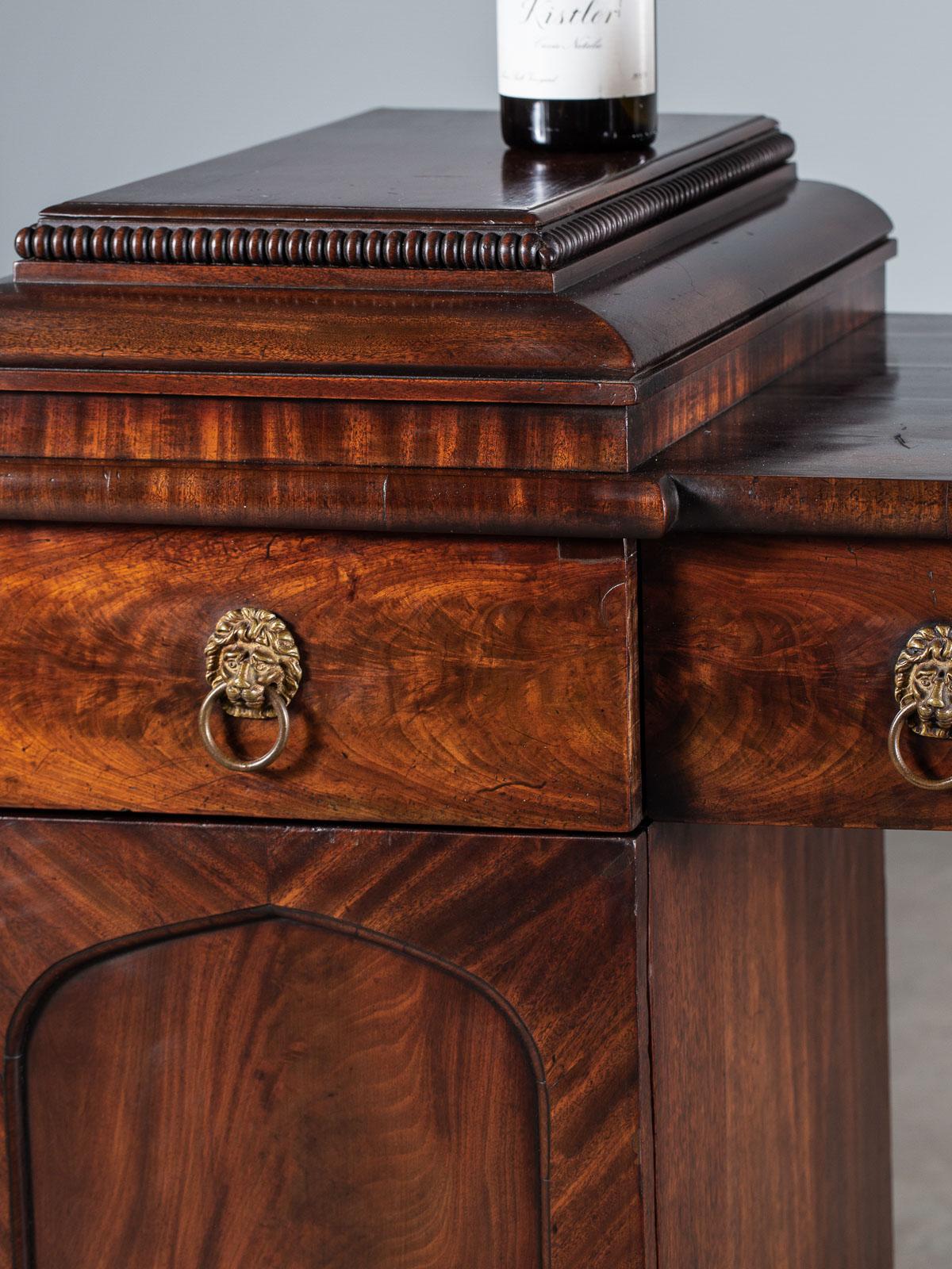 Antique English William IV Mahogany Sideboard Buffet Server Table, circa 1835 For Sale 10