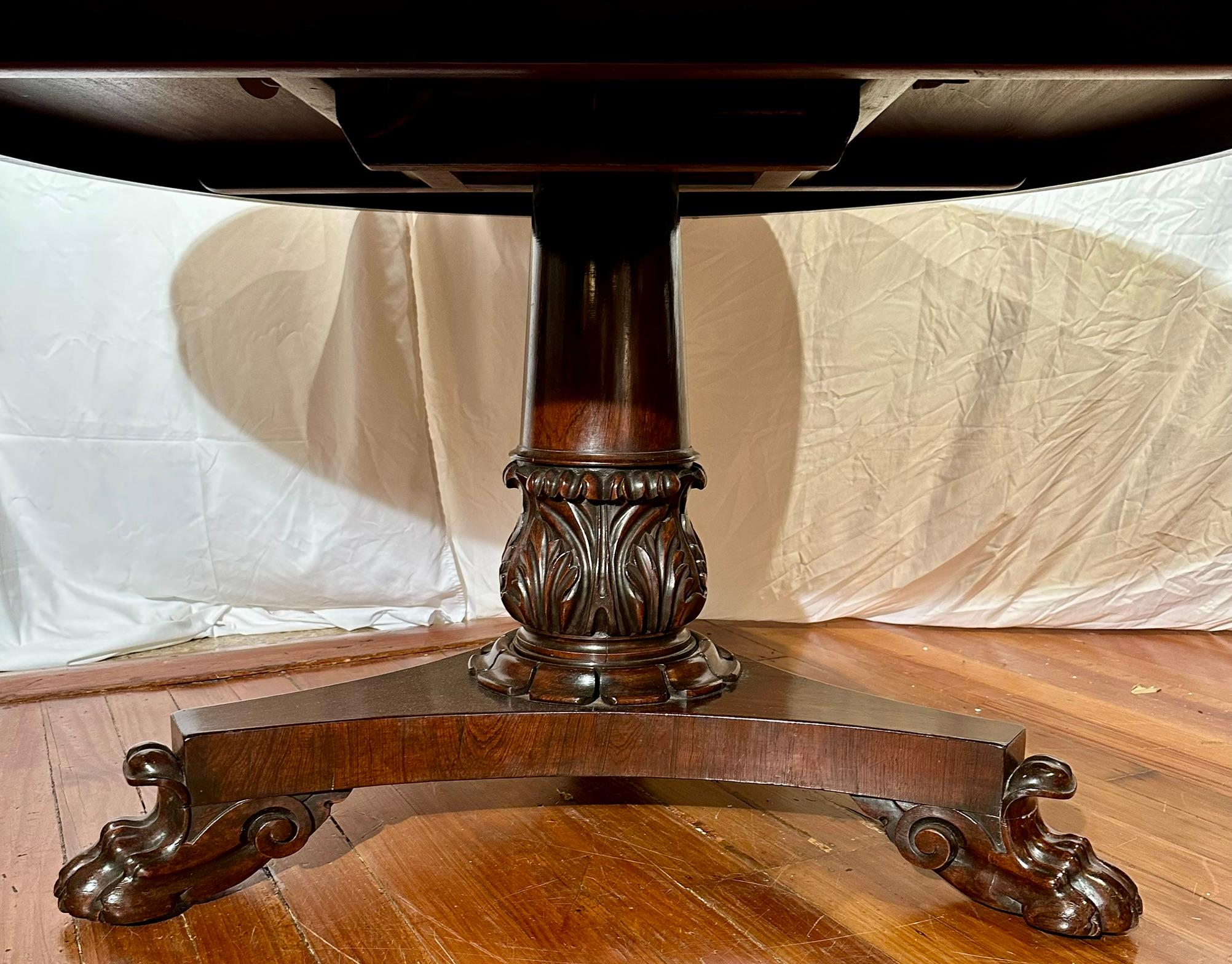 XIXe siècle Ancienne table anglaise William IV en palissandre à plateau basculant, Circa 1840. en vente