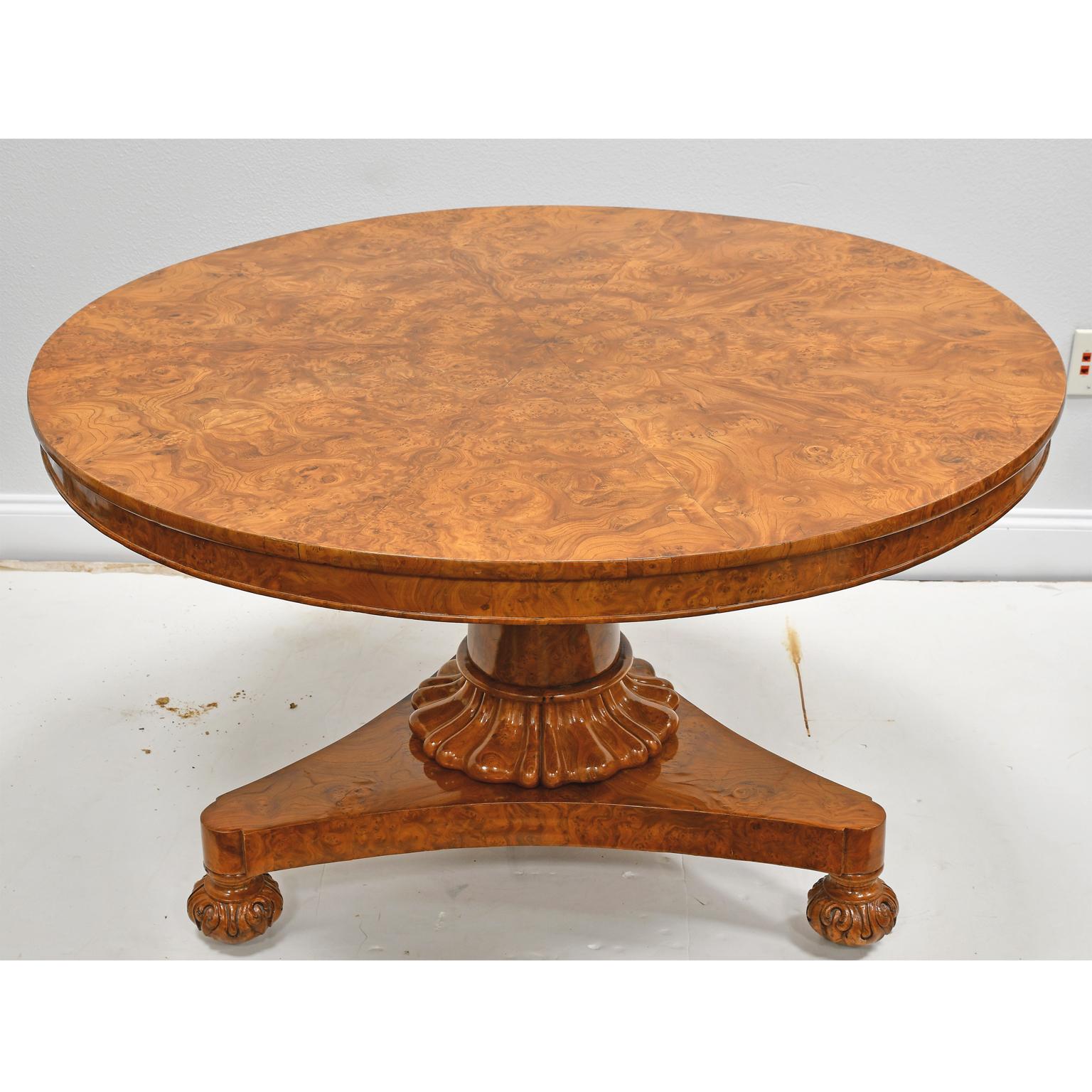 Hand-Carved Antique English William IV Round Center or Loo Table in Burl Ash on Pedestal